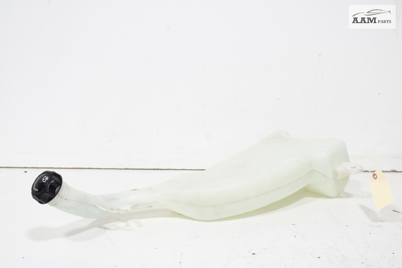 2018-2024 FREIGHTLINER CASCADIA WINDSHIELD WASHER WIPER FLUID RESERVOIR OEM