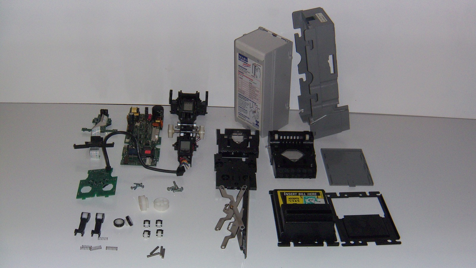 Mars AE 2411 U5, bill acceptor, validator, $1 & $5 *COMPLETELY REBUILT* 117v