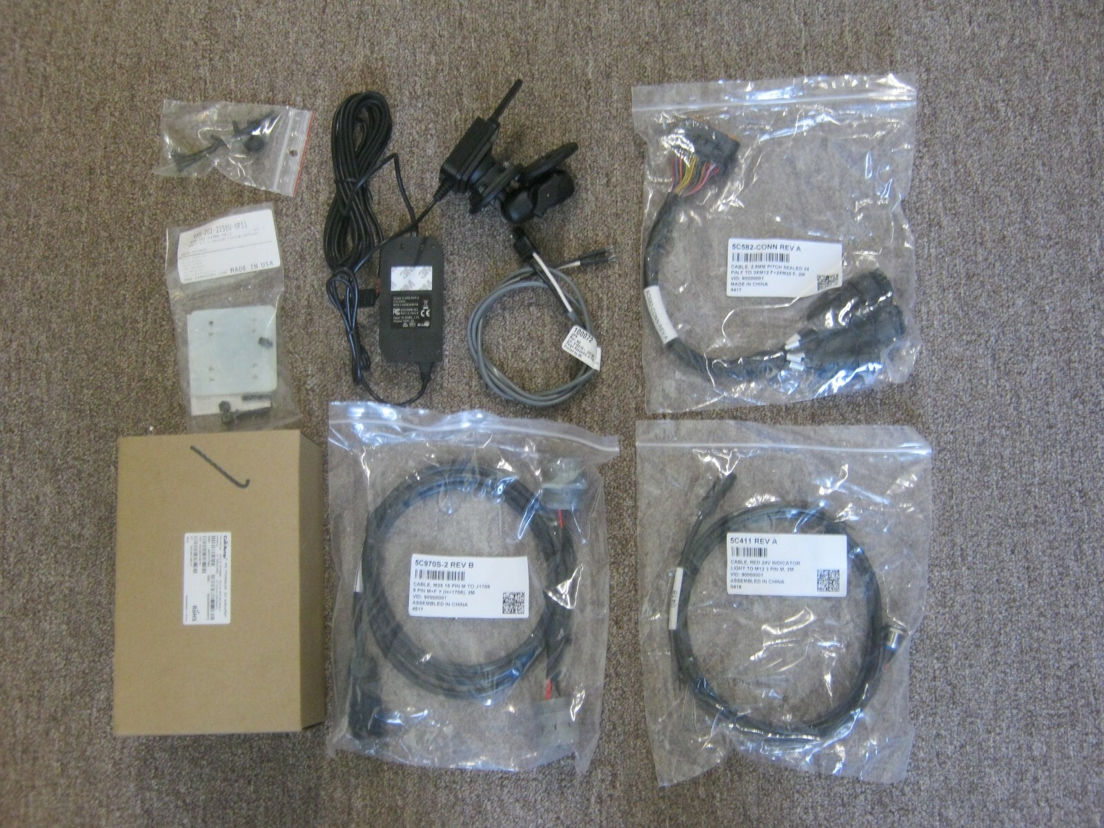 NEW Cal Amp TTU-3640 TTU3640LAW GPS tracking wireless tractor trailer kit2 kit 2