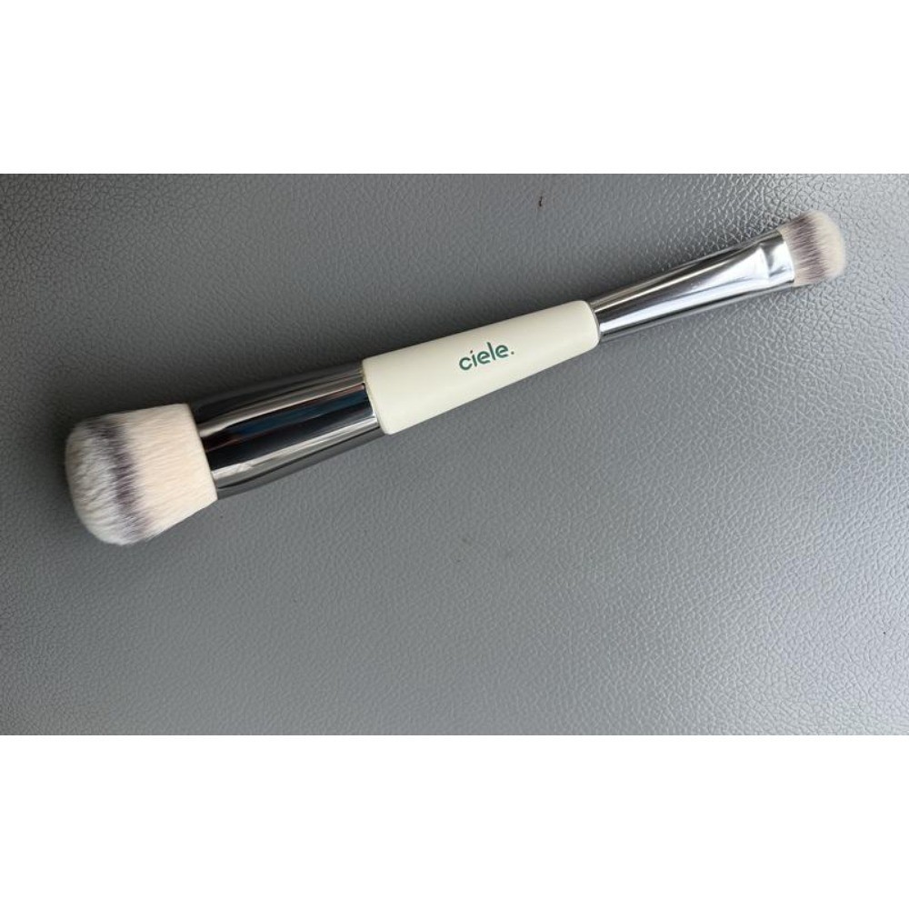 Ciele Dual-Ended Complexion Brush Professional Soft Synthetic Hair CosmeticBrush