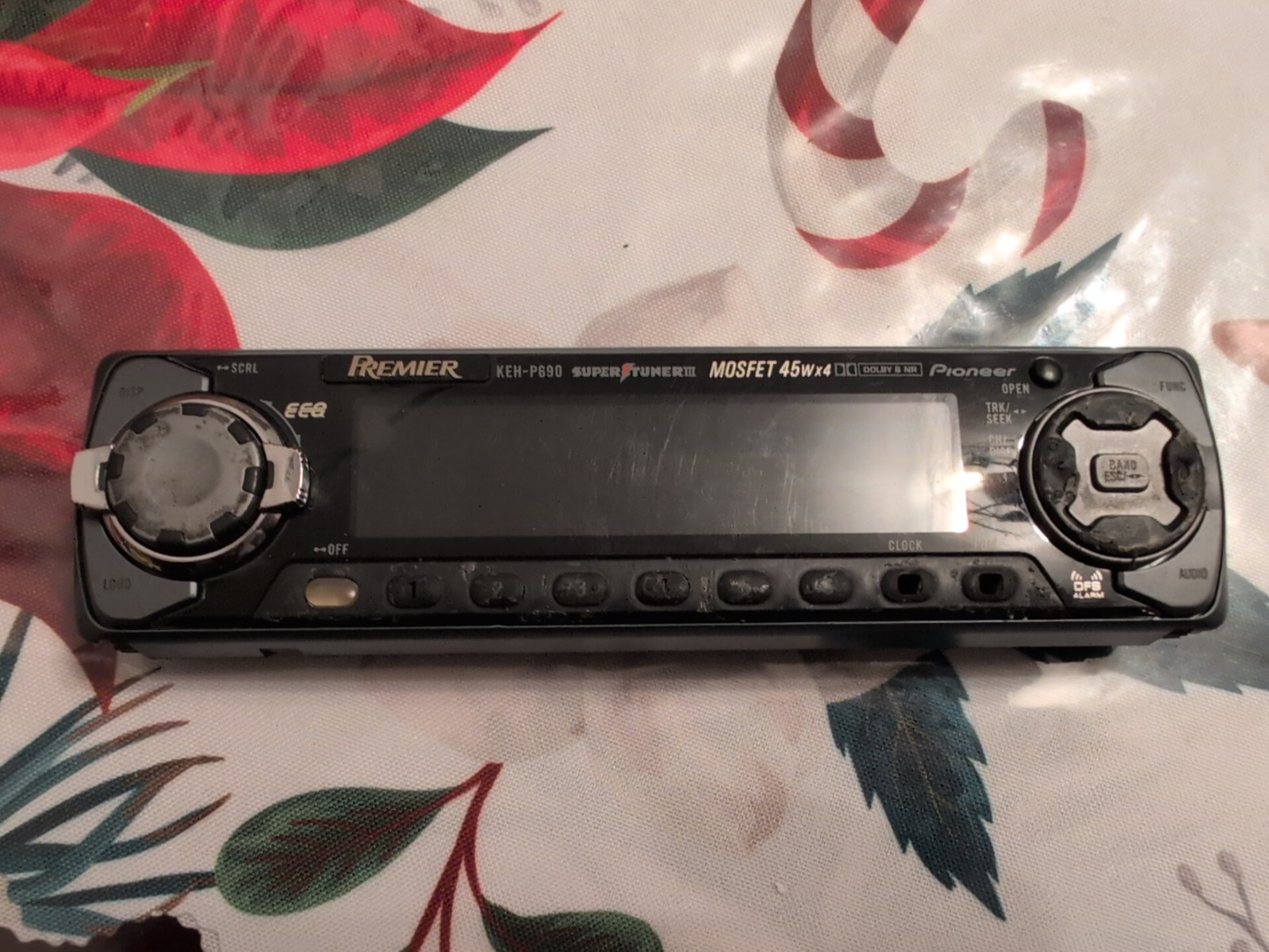 PIONEER KEH-P690  STEREO CASSETTE PIONEER KEH-P690 FACEPLATE ONLY OEM🟠