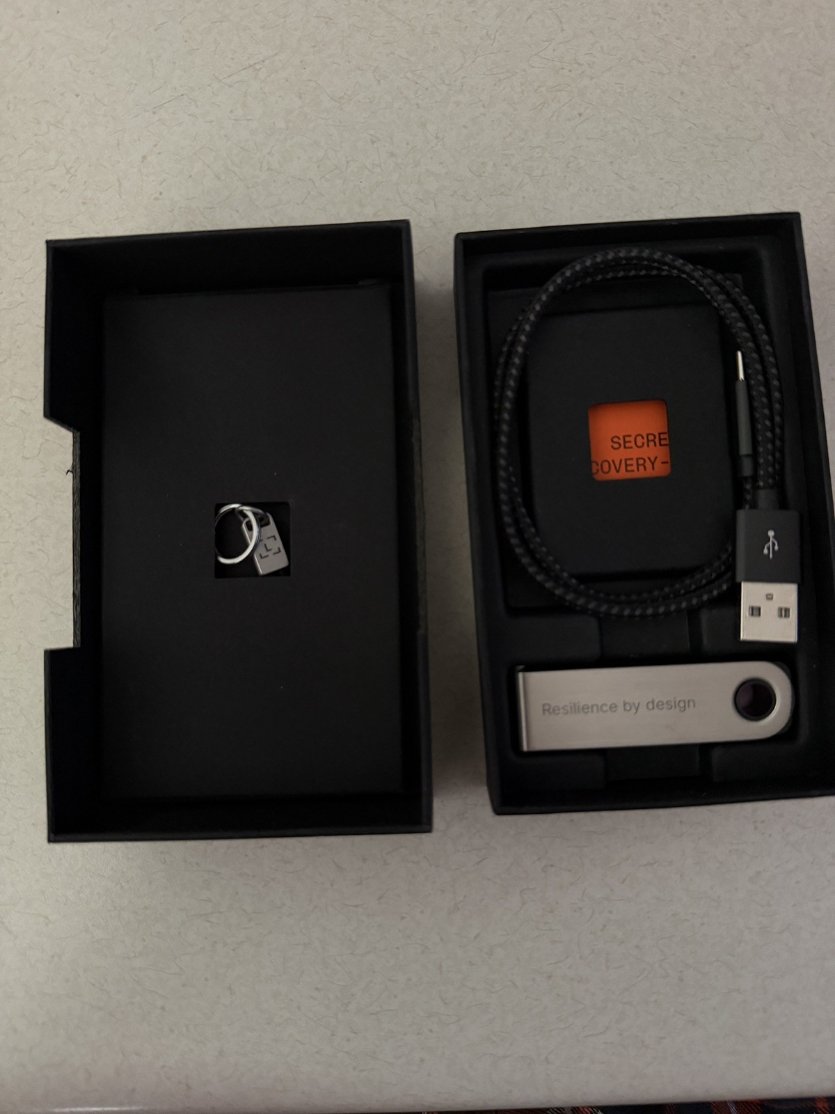 Ledger Nano S Plus Crypto Hardware Wallet - Matte Black (VG)