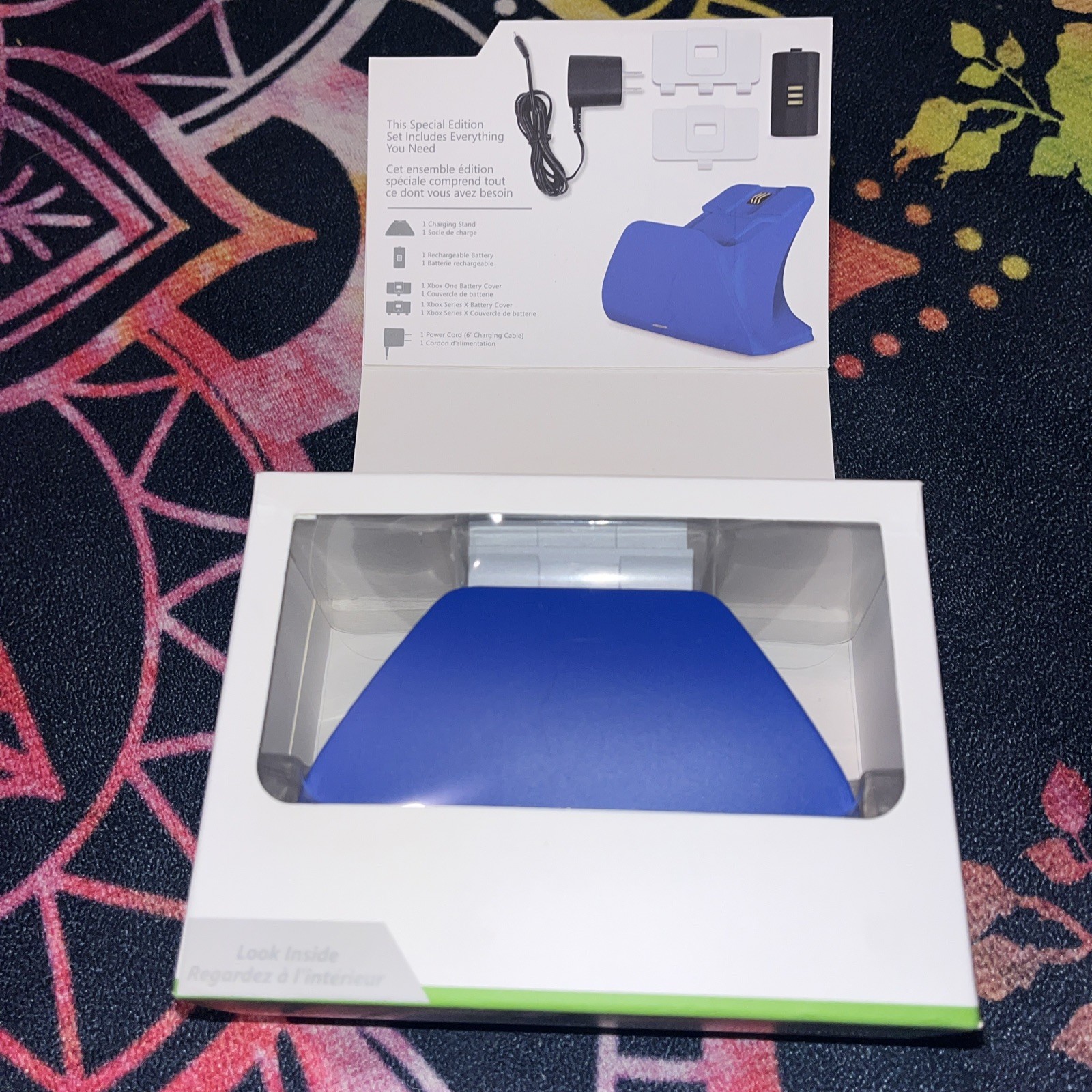 Controller Gear Xbox Pro Charging Stand - Shock Blue 1100mAh NEW + Extra Stand