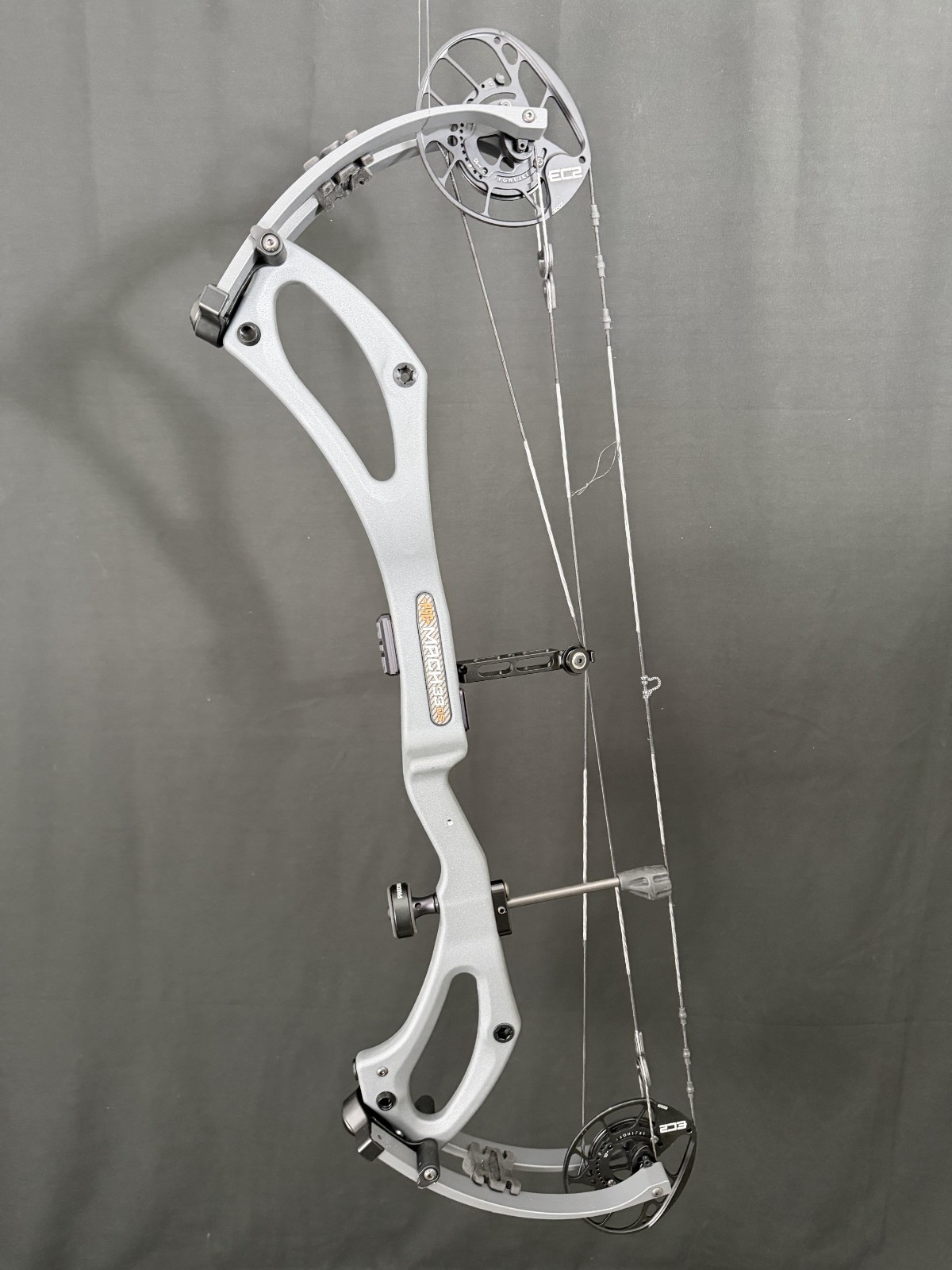 2025 PSE Mach 33 EC2 Right Hand 70-80LB Charcoal Carbon Bow New With Warranty