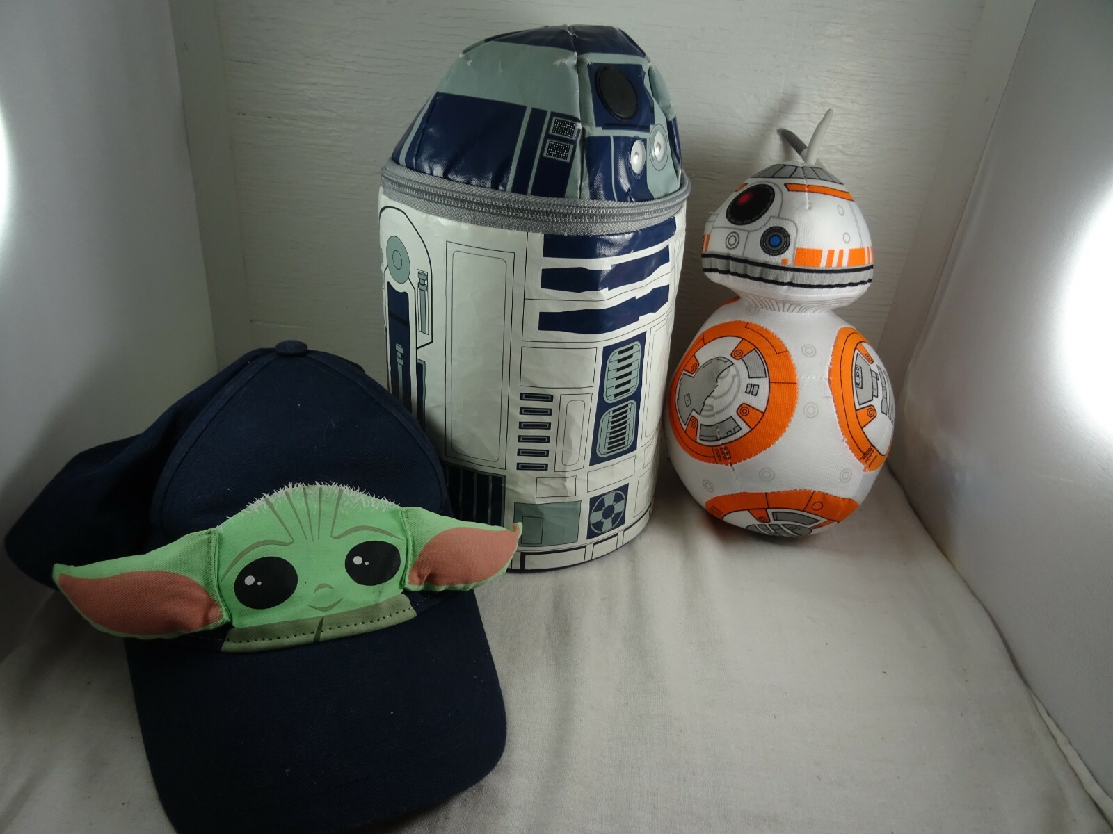 Disney Star Wars Thermos Lunch bag Mandalorian 3D Baseball Hat BB8 talking plush