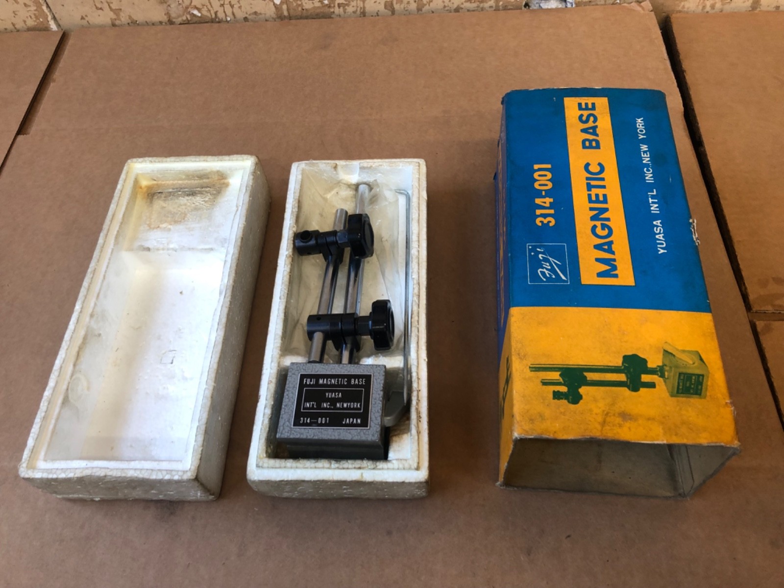 Vtg. Fuji 314-001 Magnetic Base - Japan