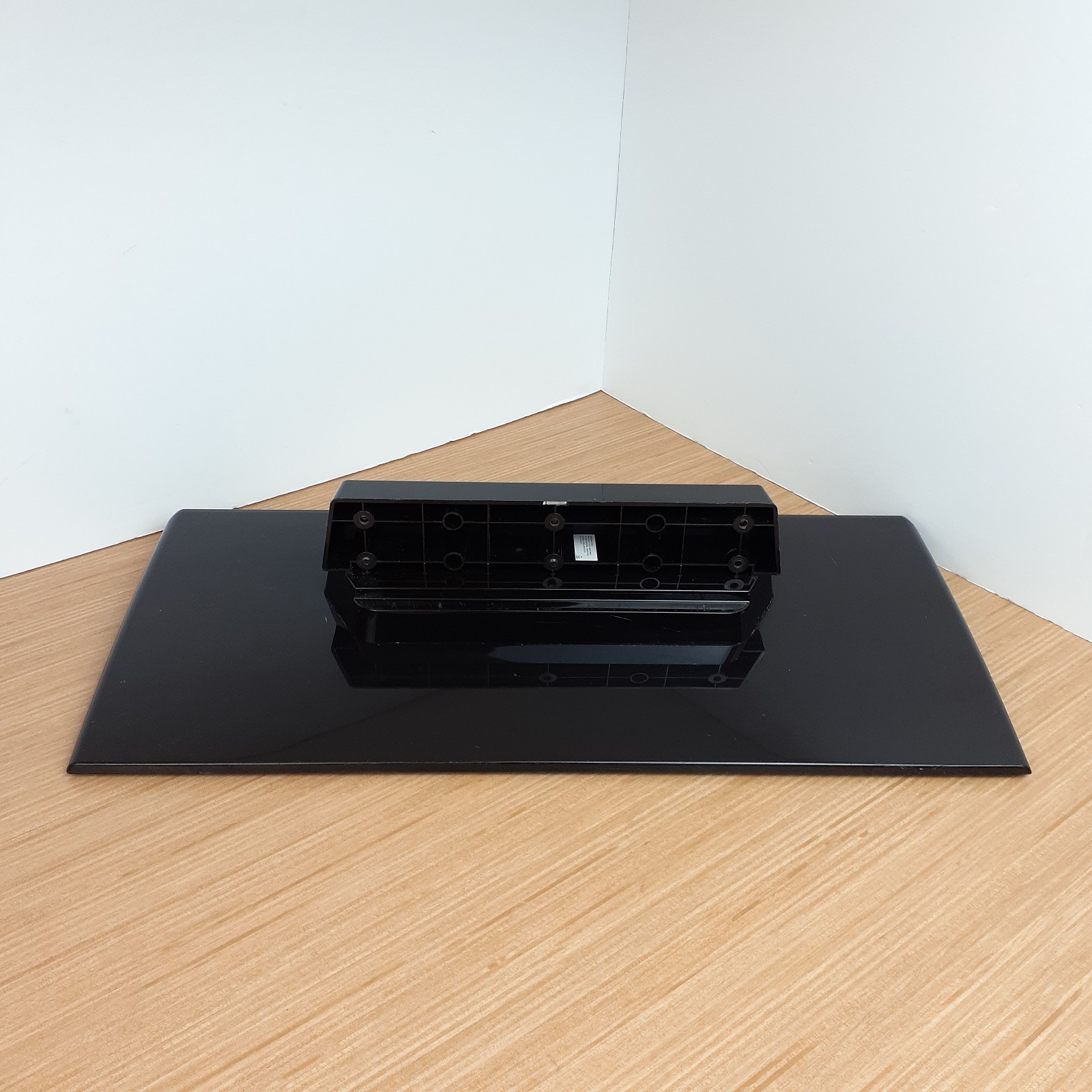 Vizio TV Pedestal Stand Base Neck Black 1801-0531-1010 1801-0531-2010 No Screws