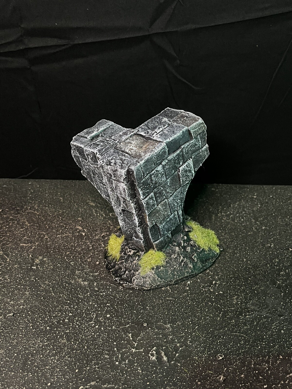Wargaming Set Of ancient Ruins Warhammer 40k Compatible 28mm fully painted