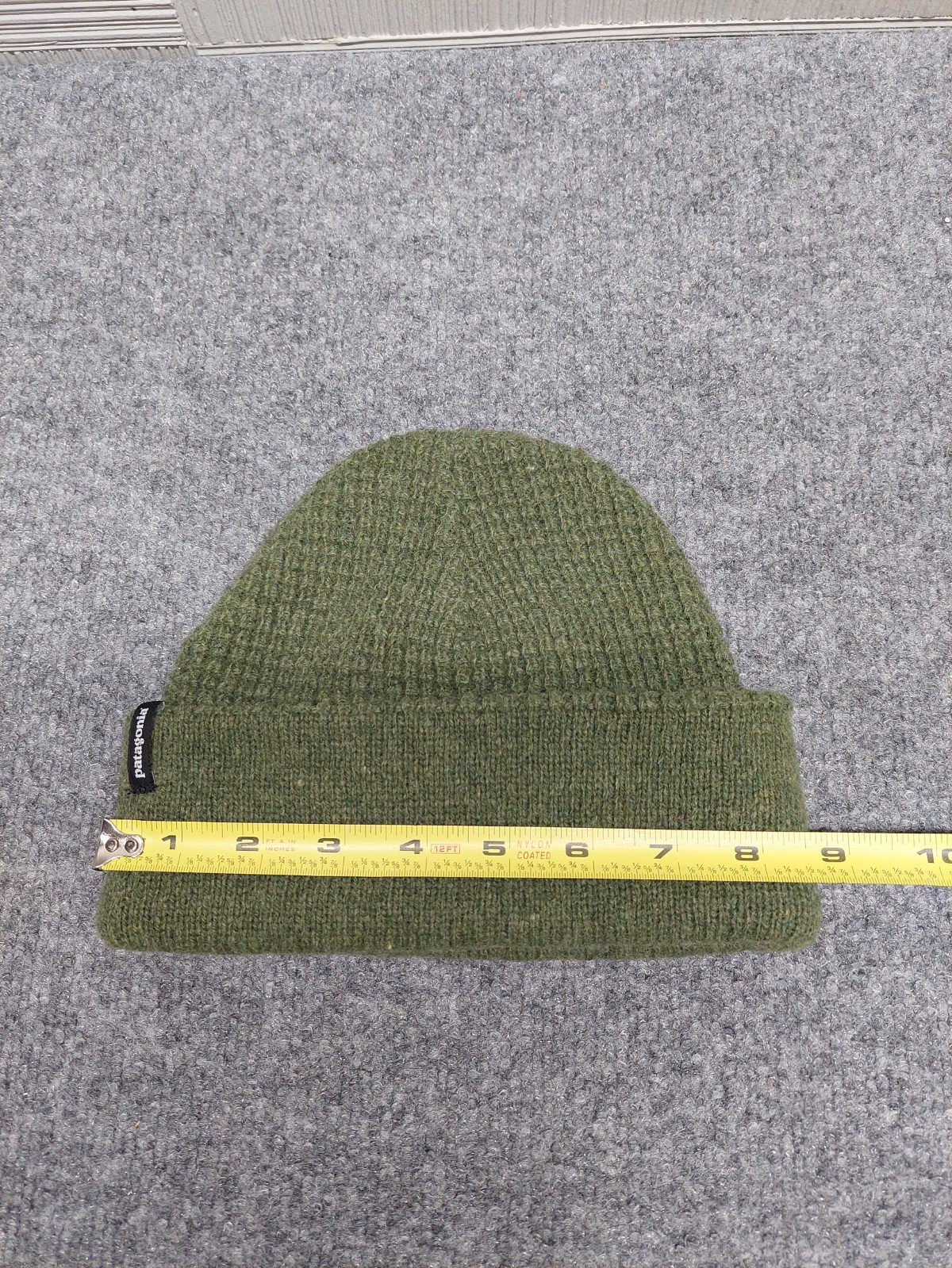 Patagonia Women Snowdrifter Beanie Green Logo Comfortable Worn Wear Outside