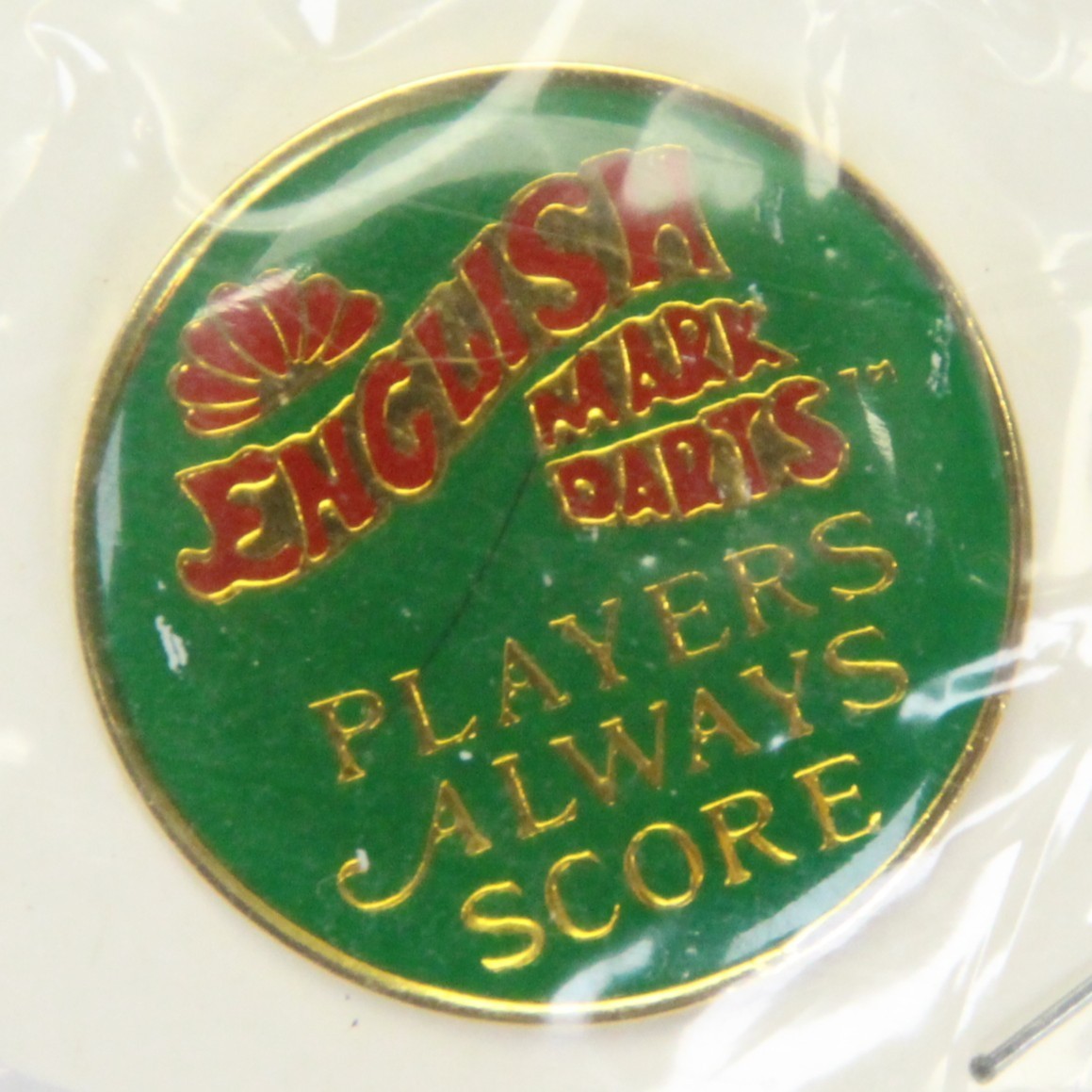 Vintage English Mark Darts Game Pin Back Button 1” x1” Gold Green NEW OLD STOCK