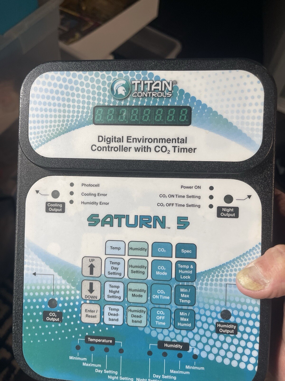Titan Controls Saturn 5 Digital Environmental Controller With CO2 Timer Read