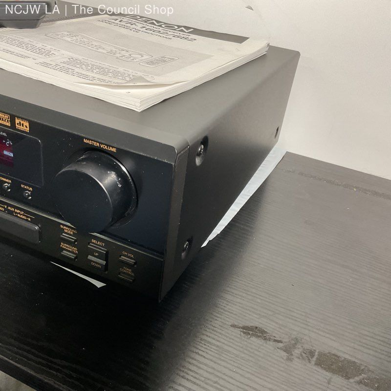 DENON AVE-682 Integrated A / V Surround Receiver