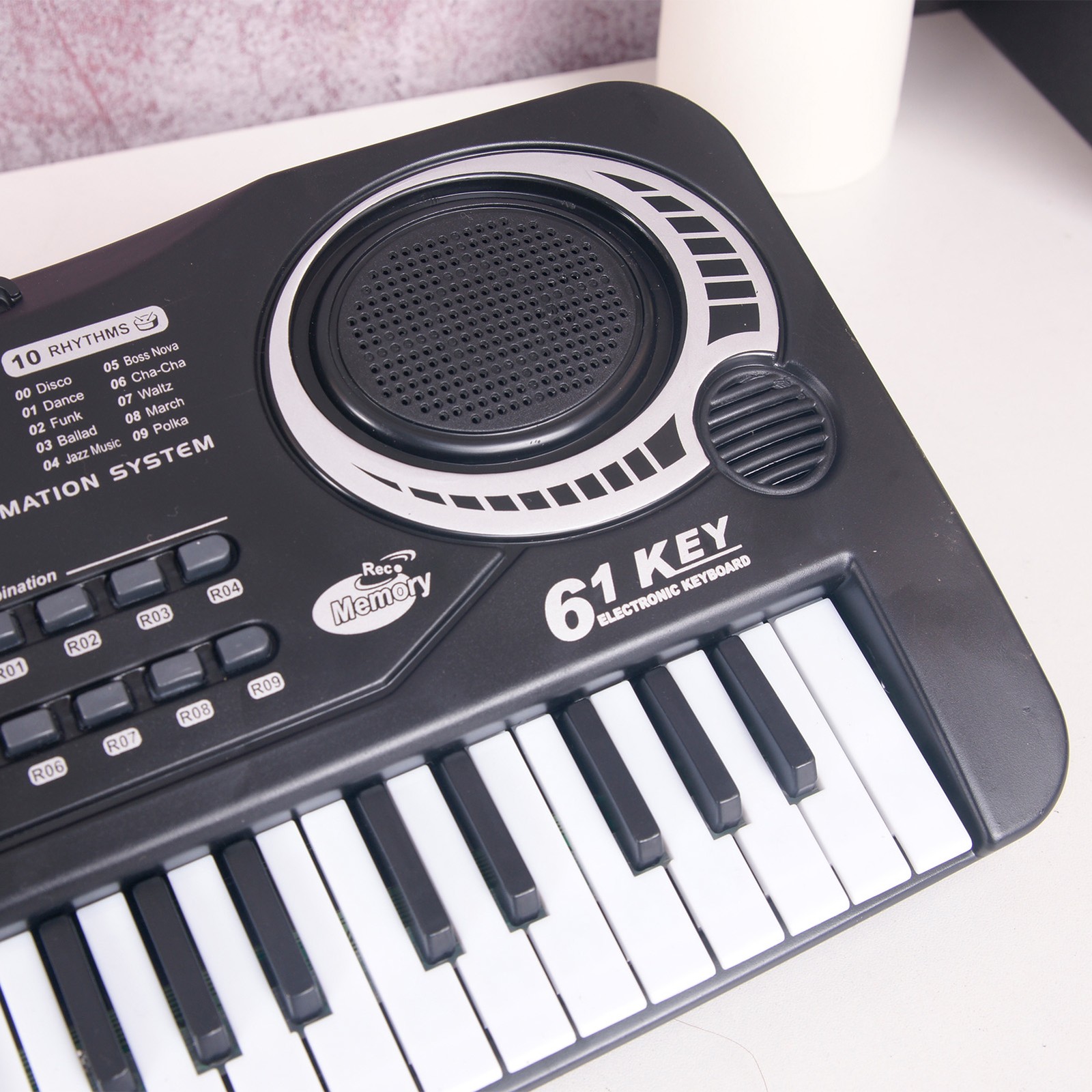 61 Keys Electronic Piano With Multiple Tones Rhythms Demos And Microphone