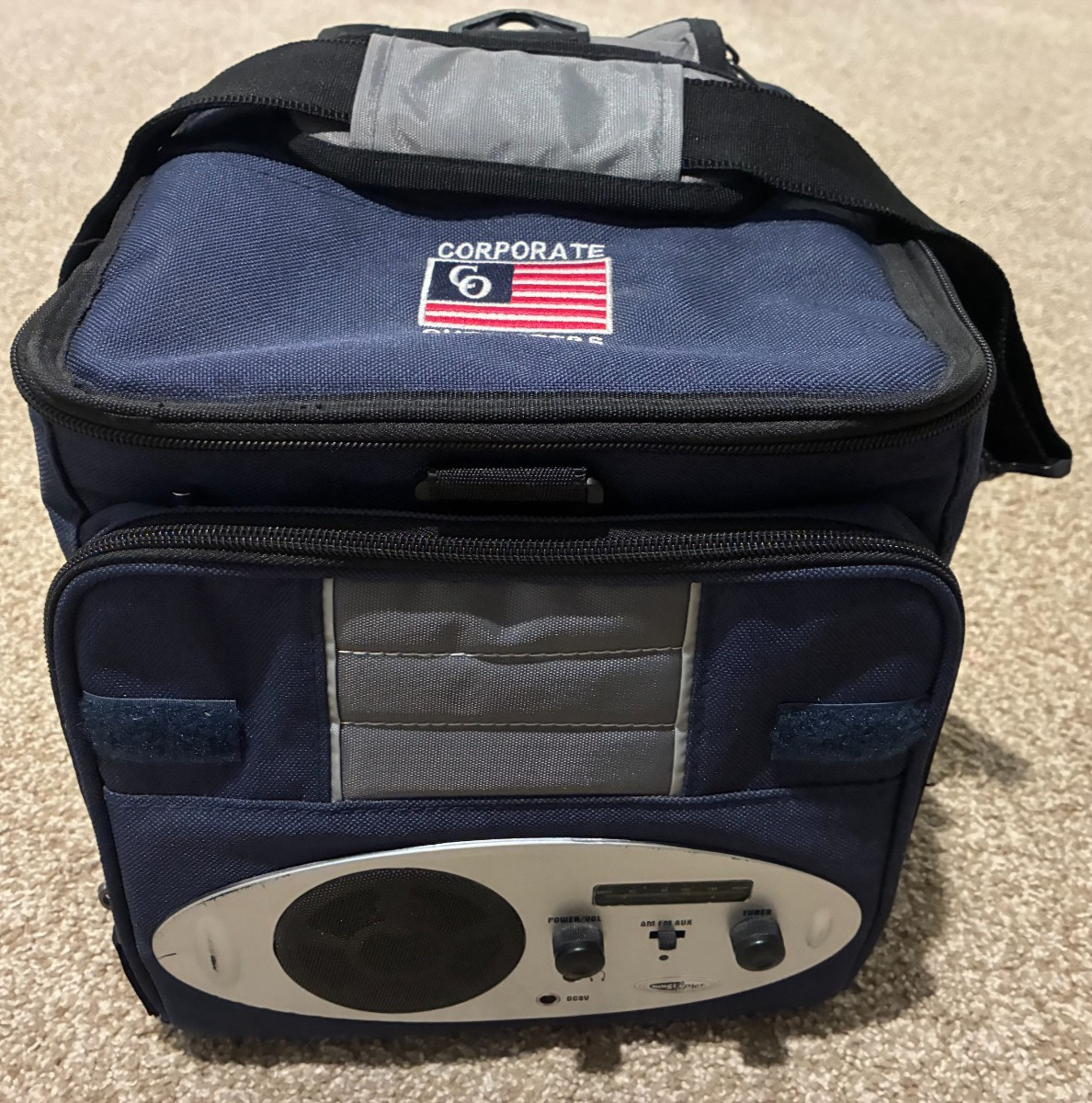 Music Cooler AM FM AUX Radio - California Innovations - RARE - Excellent!