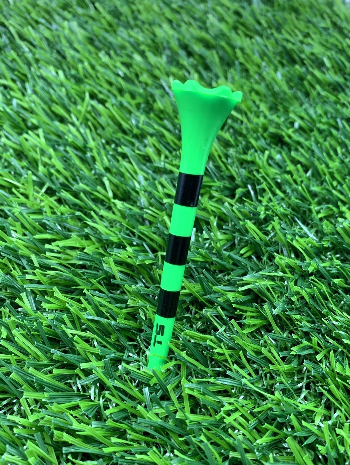 Golf Tees 100 New Truestrike 3 1/4 Green with Black Stripes Premium Golf Tees
