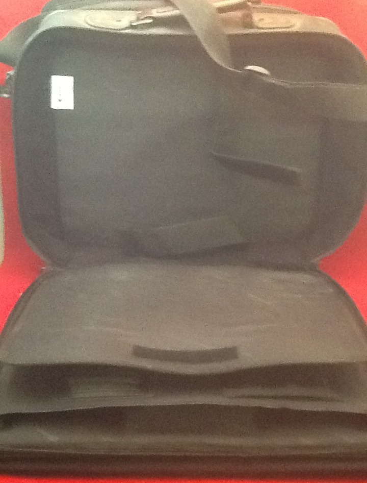 USED TARGUS Premium Nylon 13" Laptop Carrying Case w/ Padded Shoulder Strap