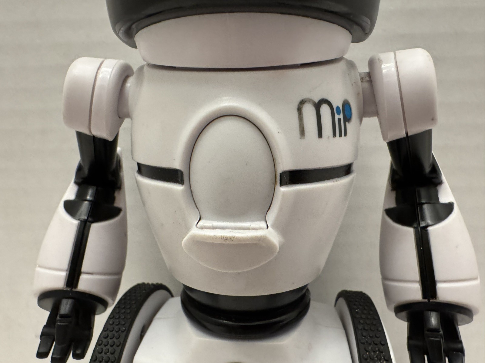 WowWee MiP White & Black Robot, Self Balancing Tested & Working!