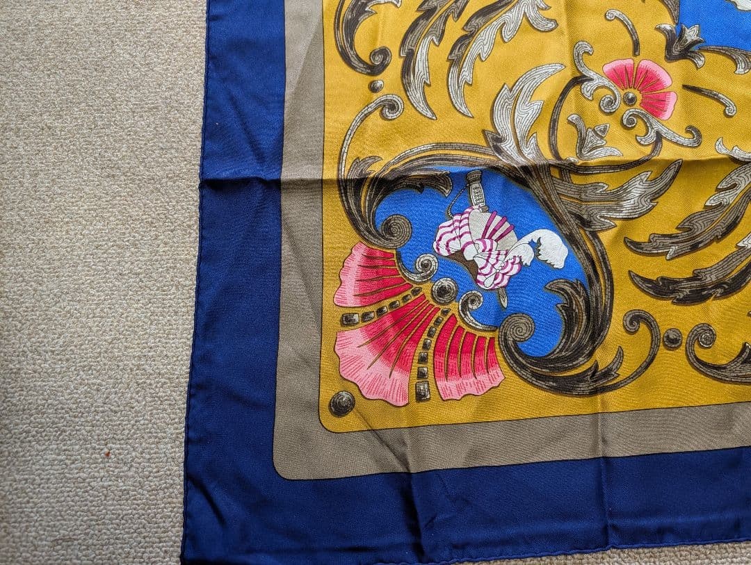 Hermès Scarf Cheval Turc Excellent Condition