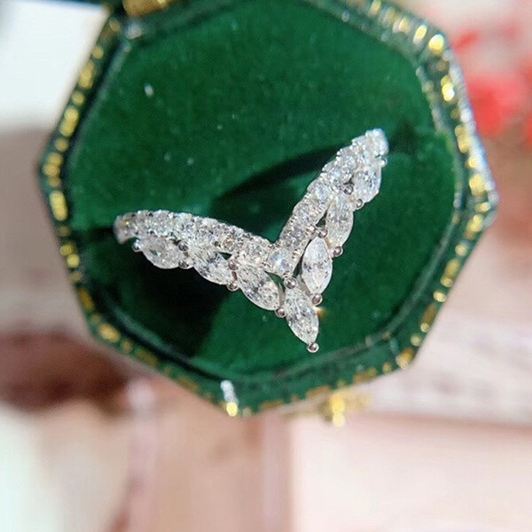 Women Elegant 925 Silver Anniversary Ring Cubic Zircon Party Jewelry Sz 6-10