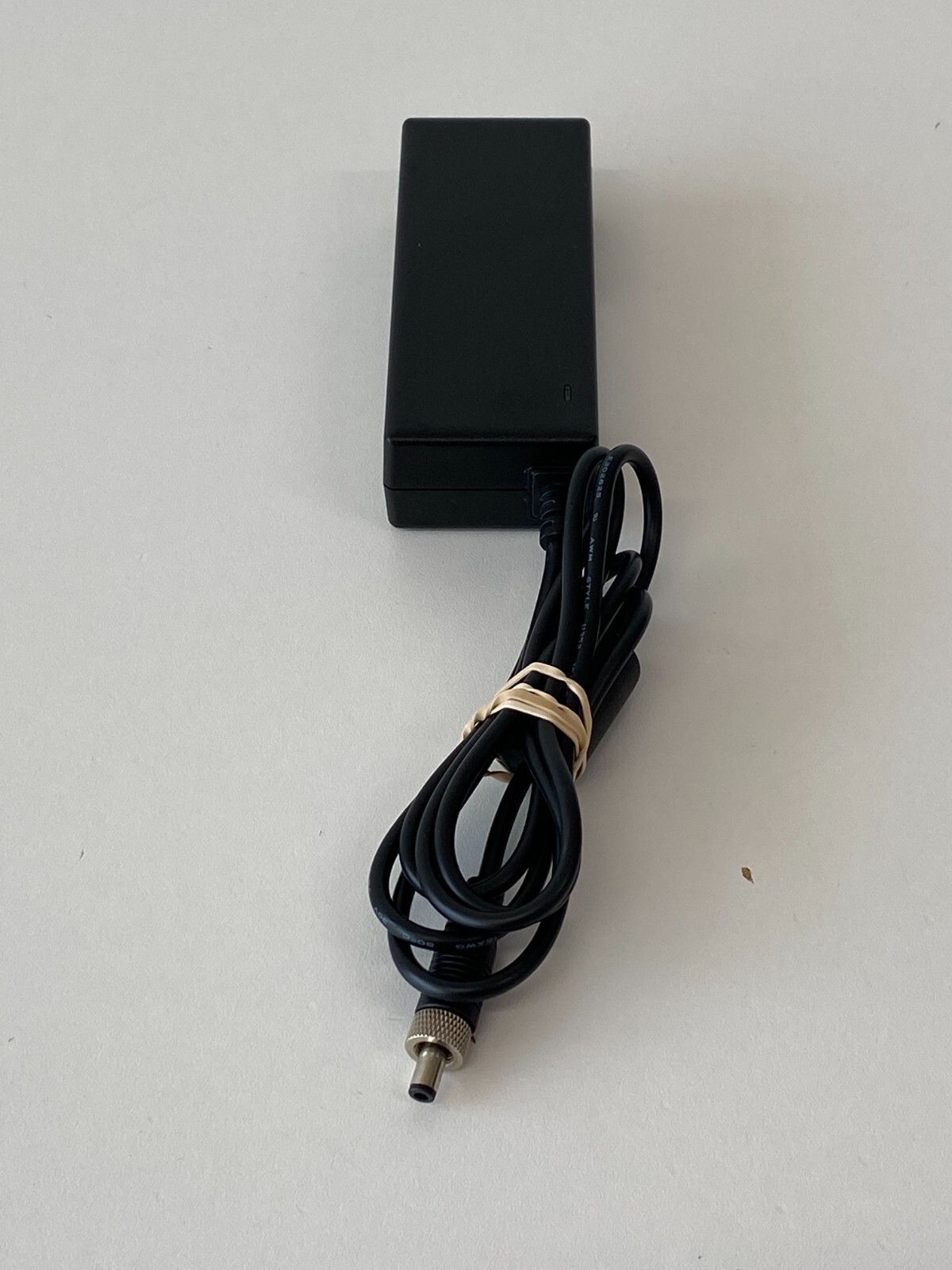BB3/PP9: FSP Group Switching Power Supply Adapter Unit FSP065-DHBM1
