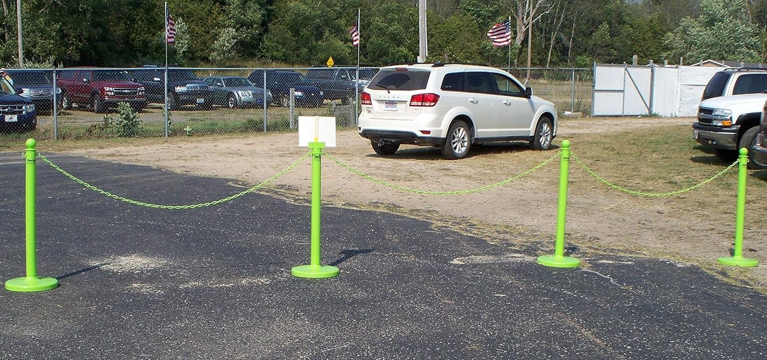 Safety Green Plastic Chain 50ft - Crowd Control Barrier