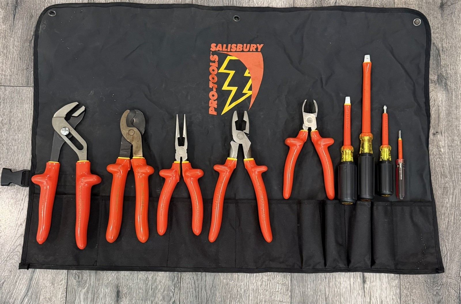 Salisbury Insulated Electrician Tool Set  Pliers, Cutters Screwdrivers made USA