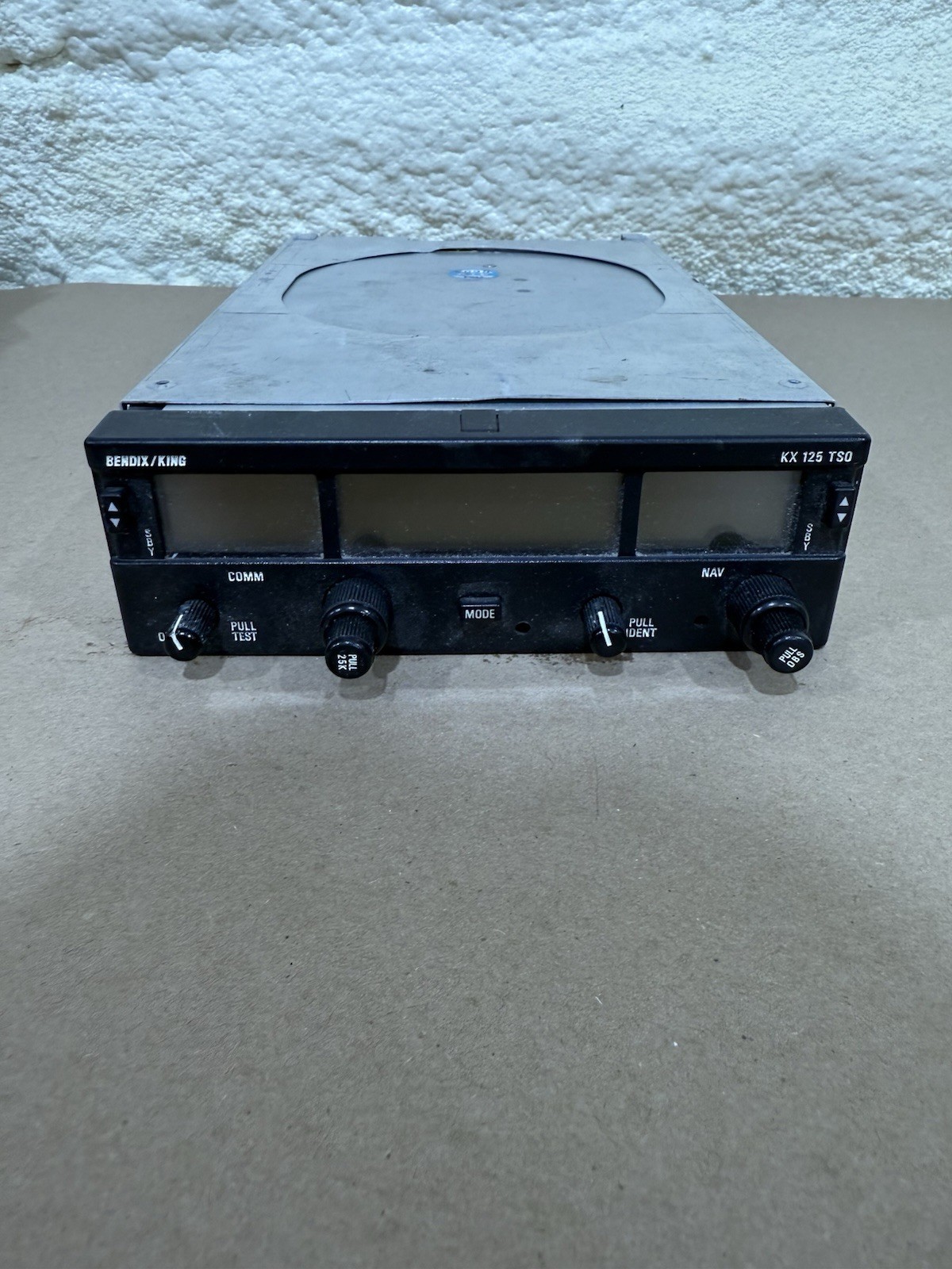 Bendix King KX-125 TSO 069-01028-1101  W/ Tray
