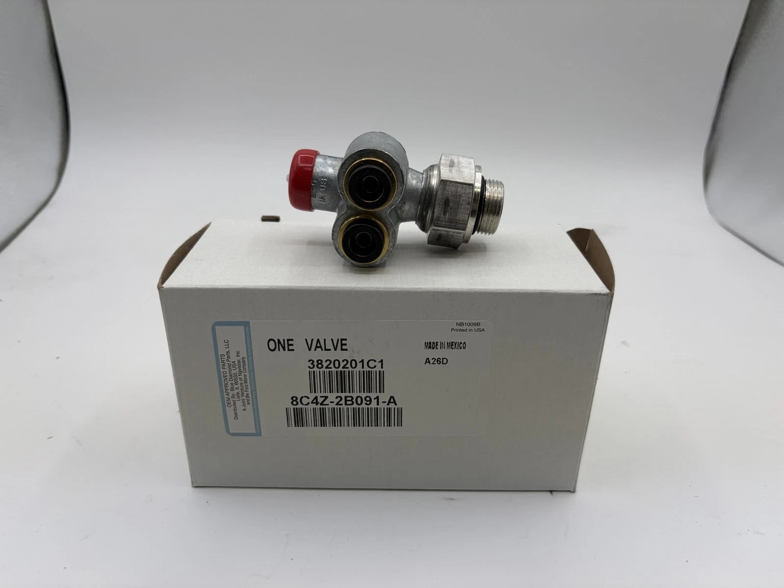NAVISTAR VALVE PRESS PROTECT M22X3/8QC 3820201C1