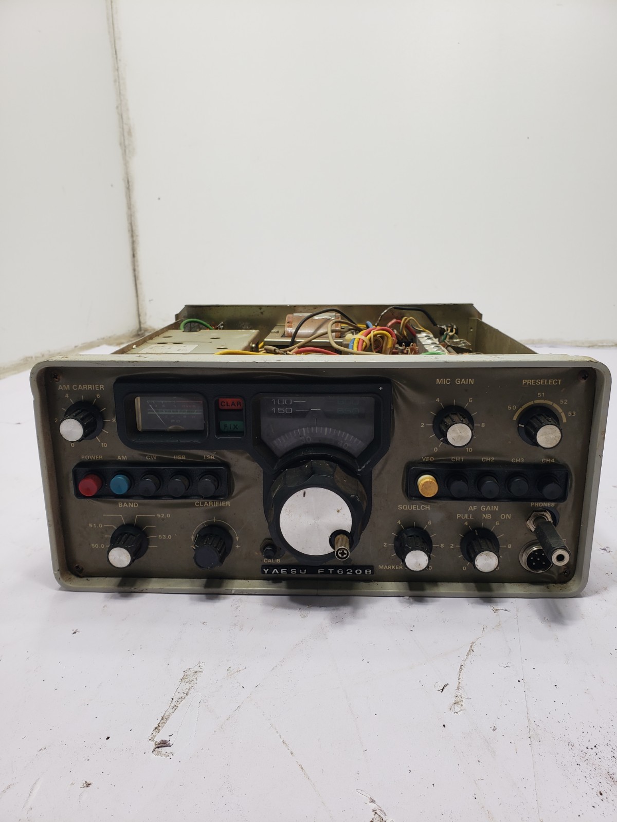 YAESU FT-620B HF Transceiver Radio Vintage FT620B For Parts Only Untsted
