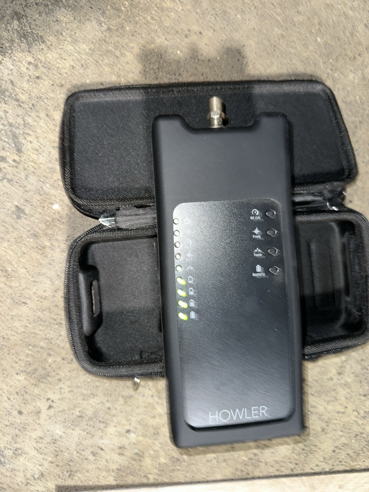 Hitron Technologies Howler CSN-01 Signal Generator P/N:1420600001T0