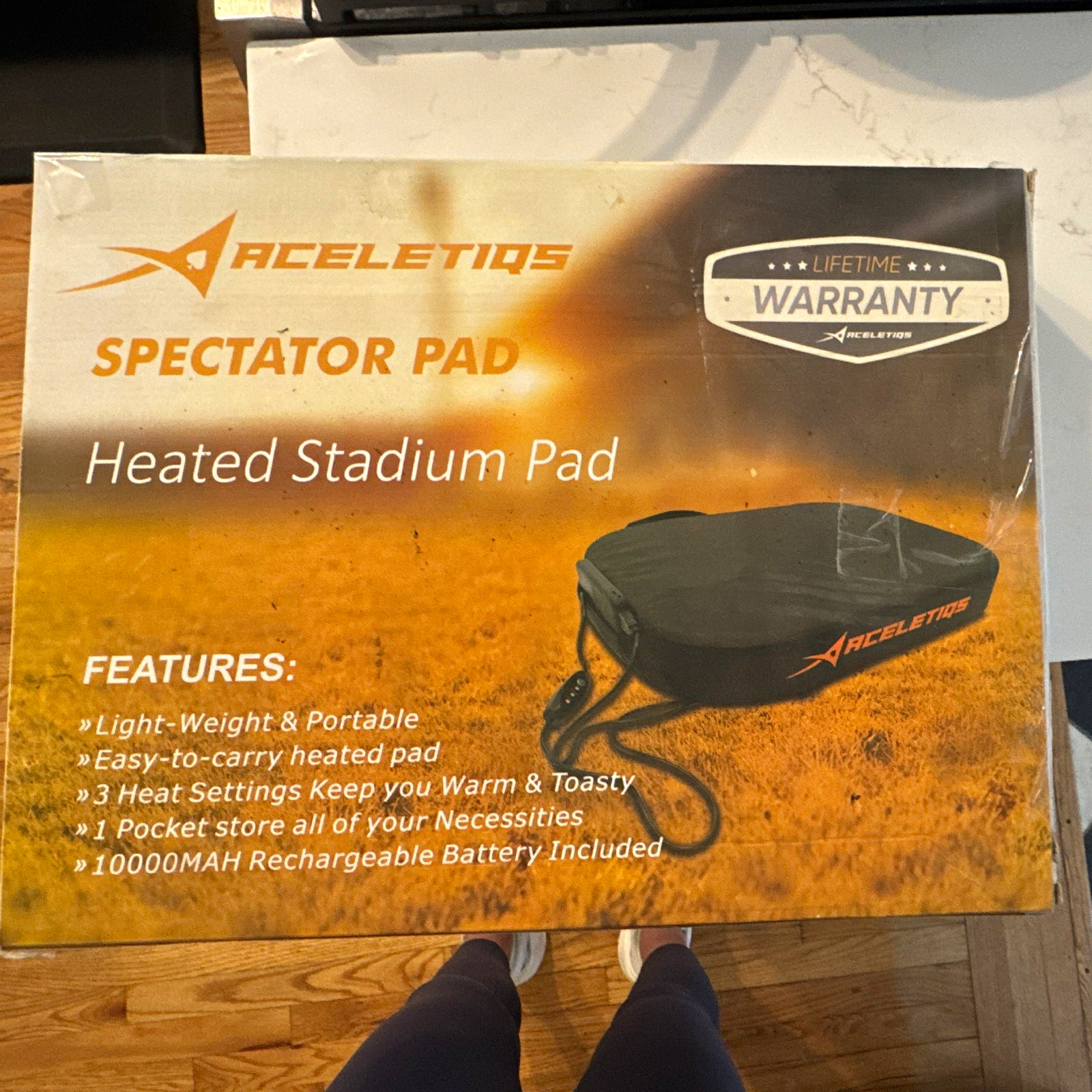 Azeletics Spectator Pad Heated Stadium Pad, Model Spectator Pad SP-121-10