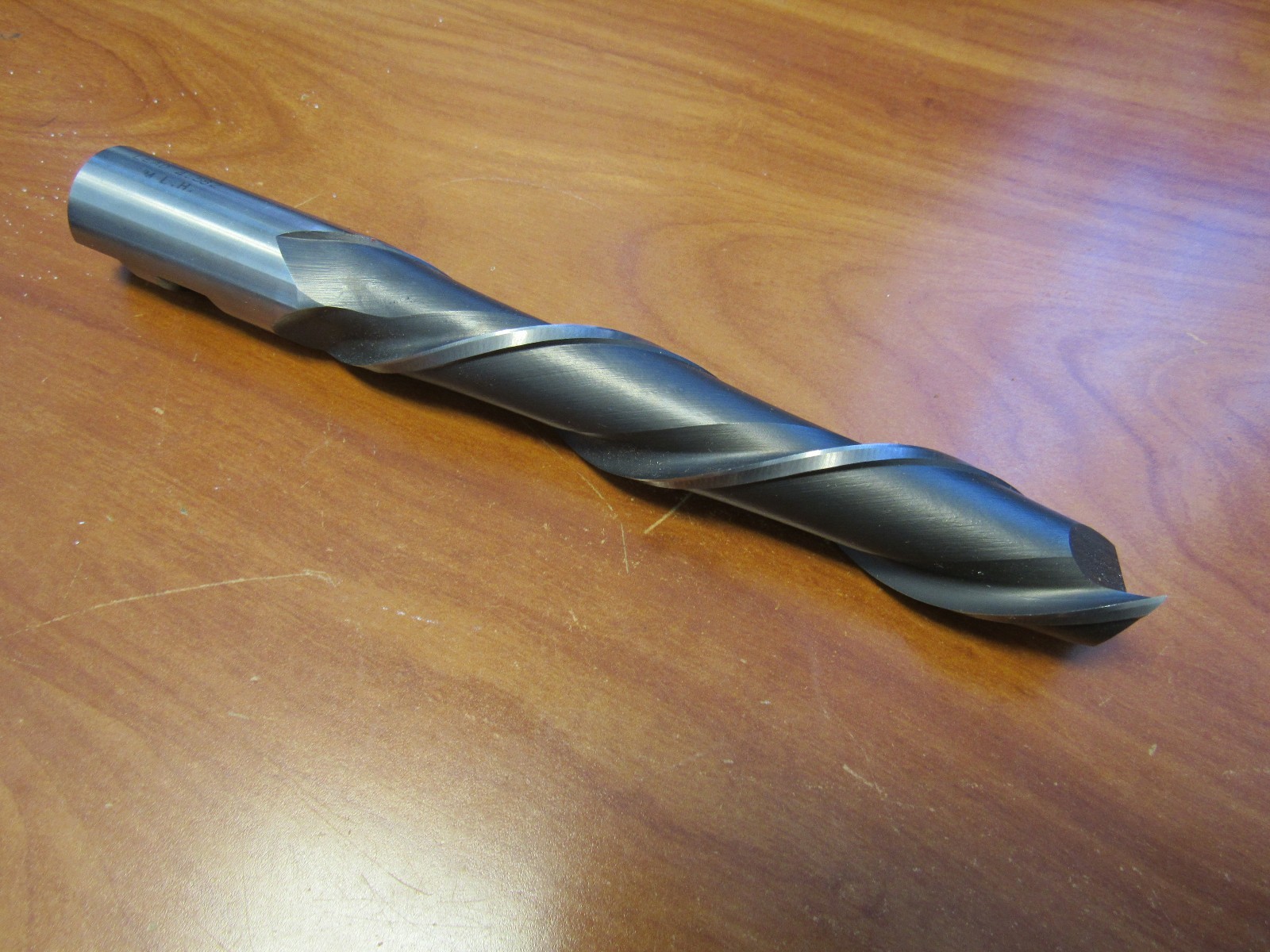 BRUBAKER 2 FLUTE 1" END MILL - 8.5" LENGTH - 1" DIA - (H1 4.582)