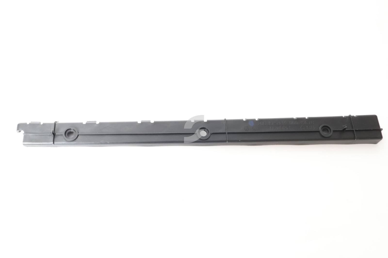 FE-81362000 RH UNDERDOOR TRIM FASTENER BRACKET  Ferrari NEW