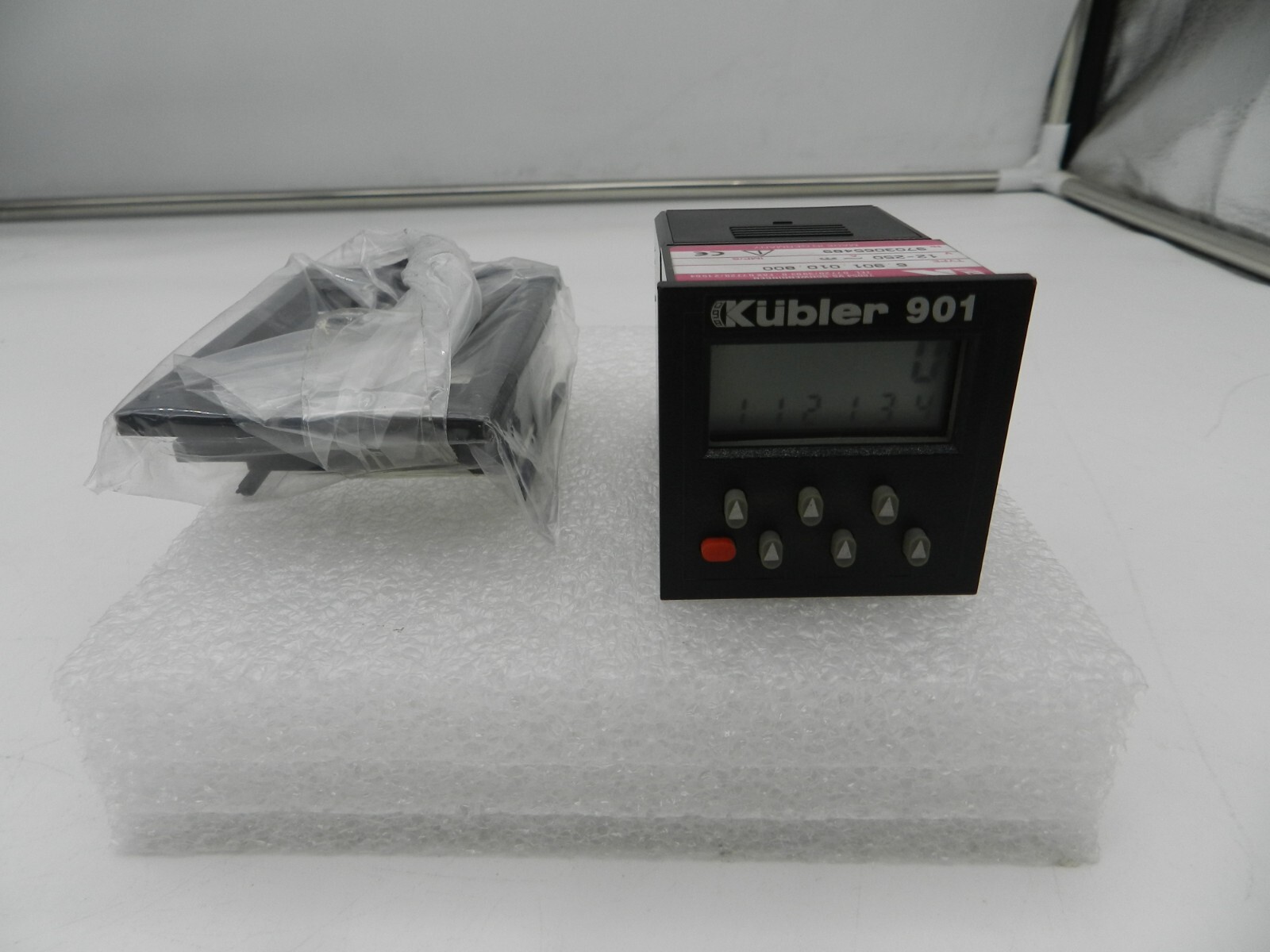 FRITZ KUBLER 6.901.010.800 Preset Pulse Counter/timer
