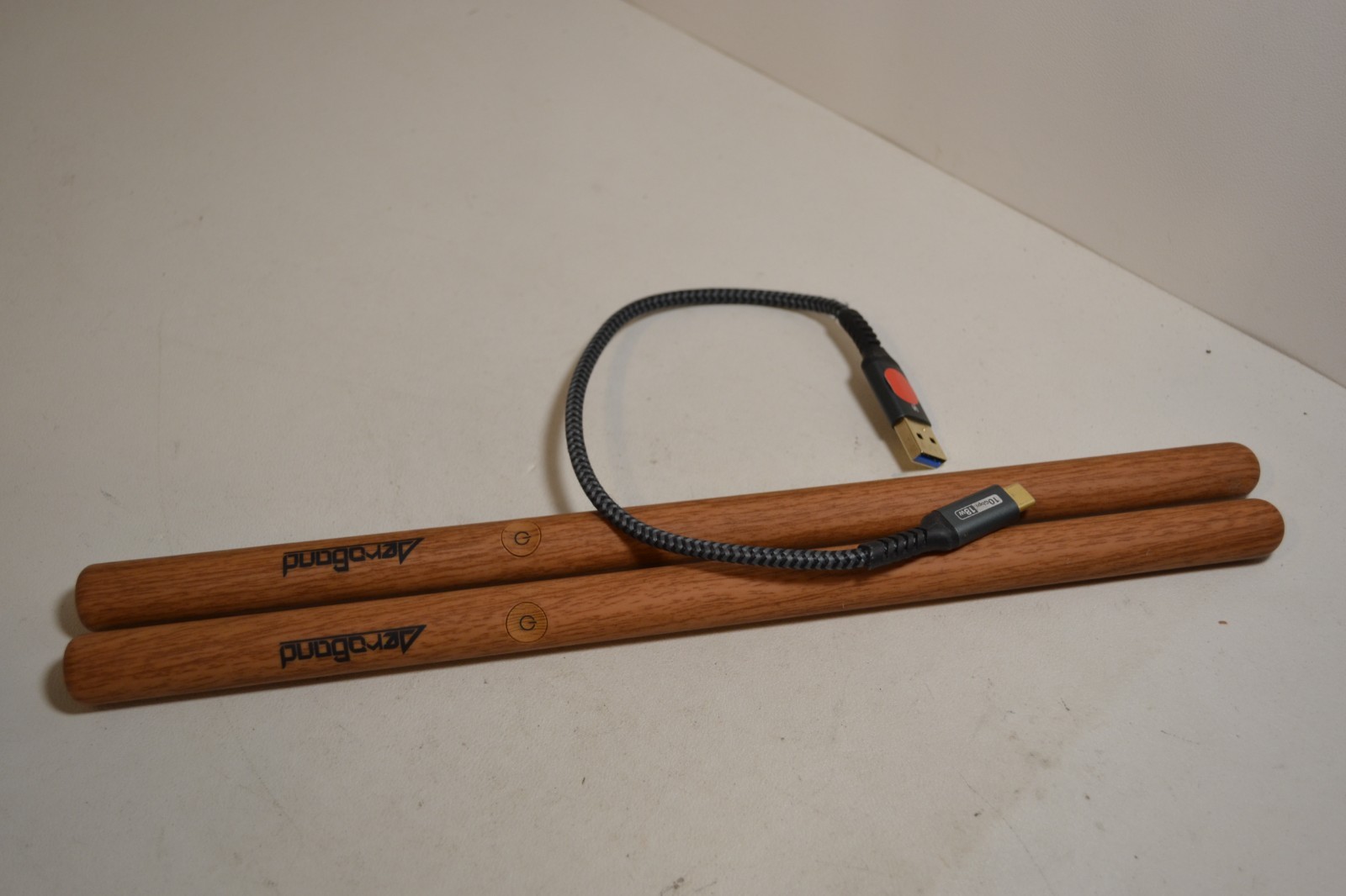 GENUINE AEROBAND Drumsticks