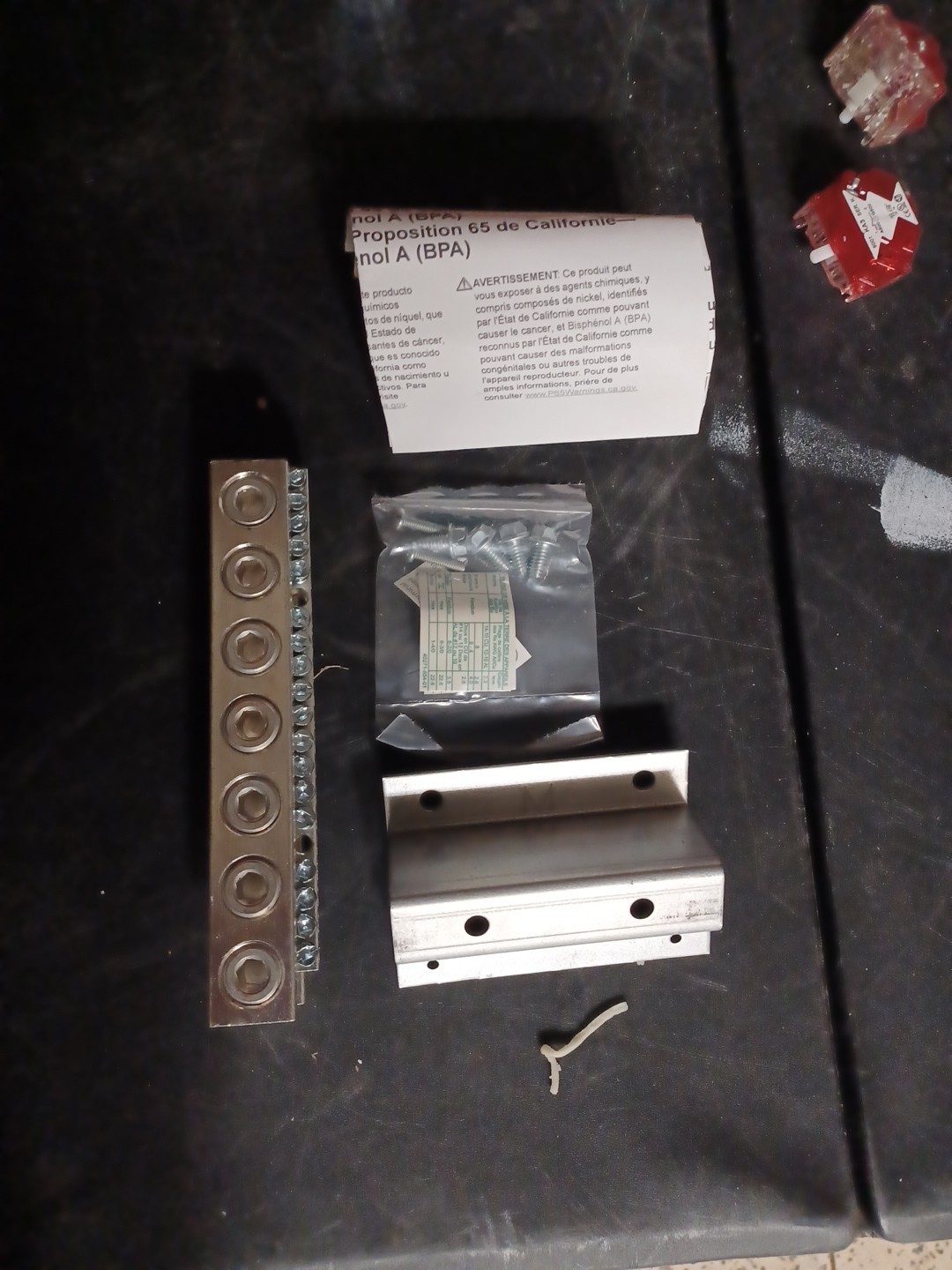 SQUARE D PANELBOARD GROUND BAR KIT PK32DGTA NEW