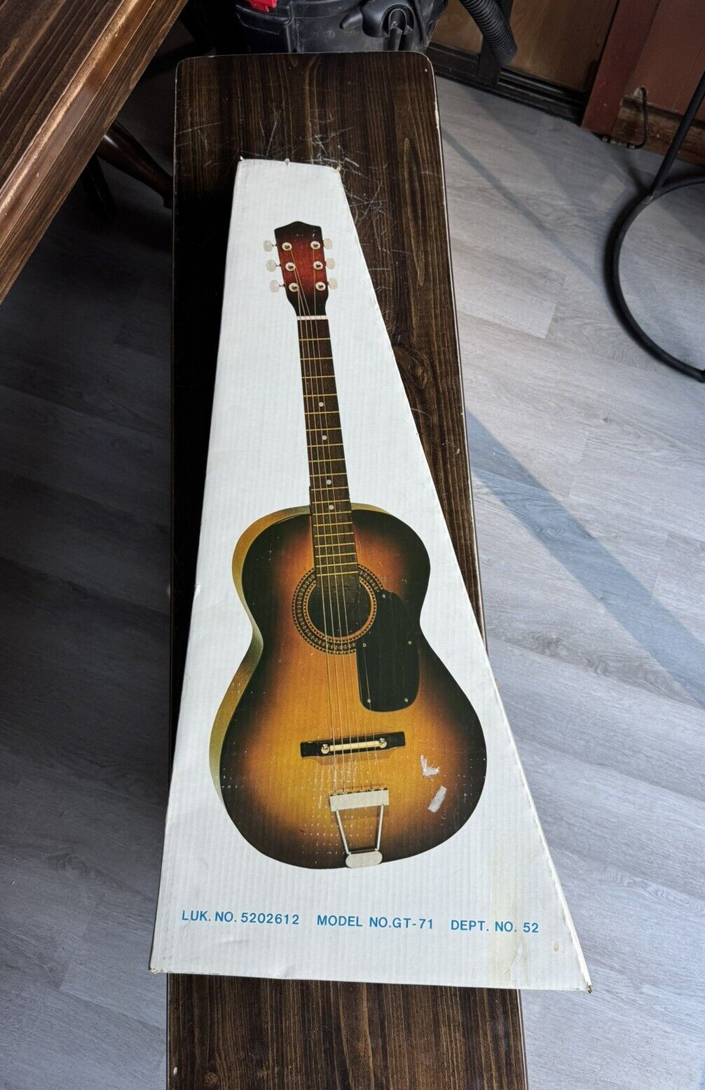 87 inch folk guitar model number GT – 71 department number 52
