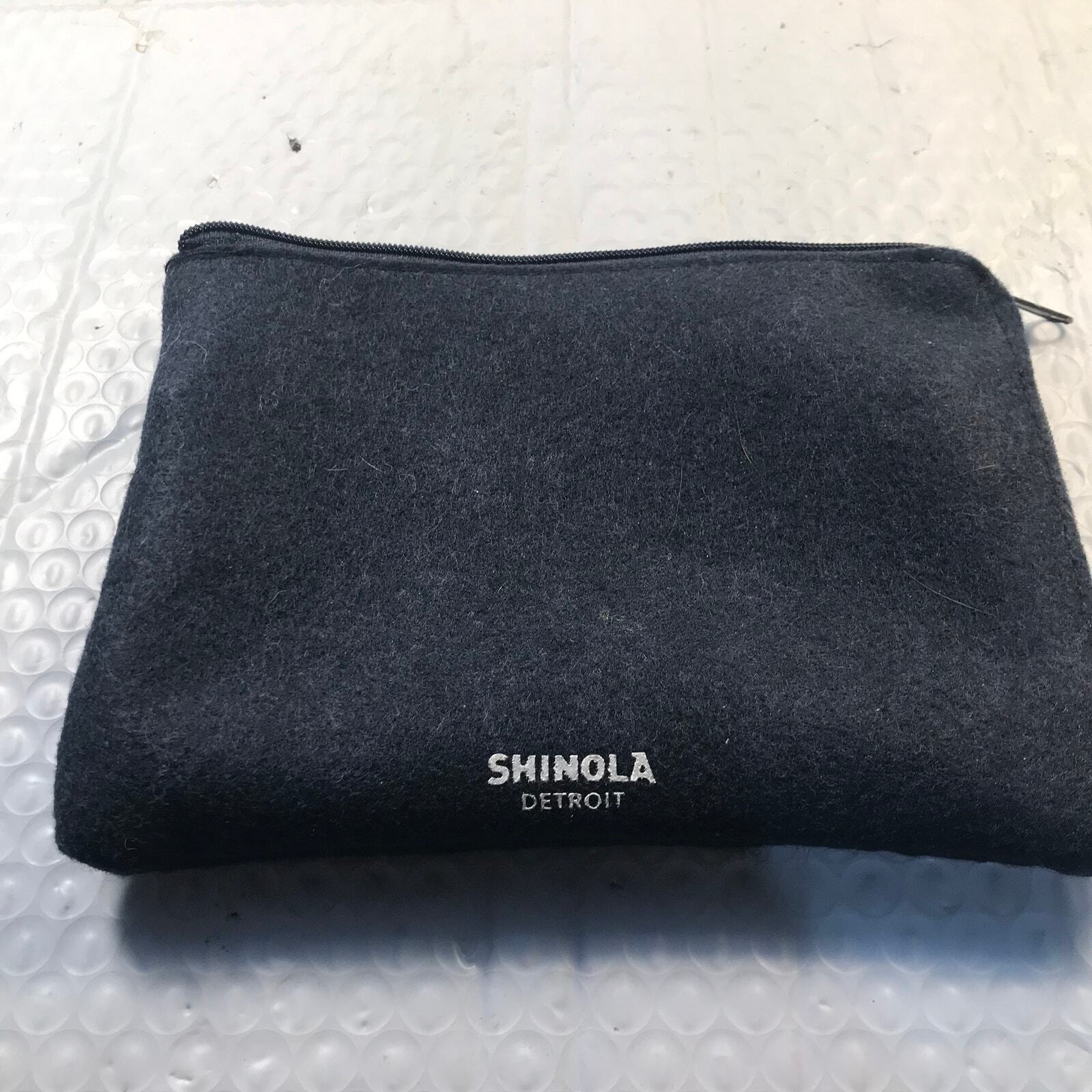 SHINONA DETROIT American Airlines Travel Case Blue Felt Zip Closure