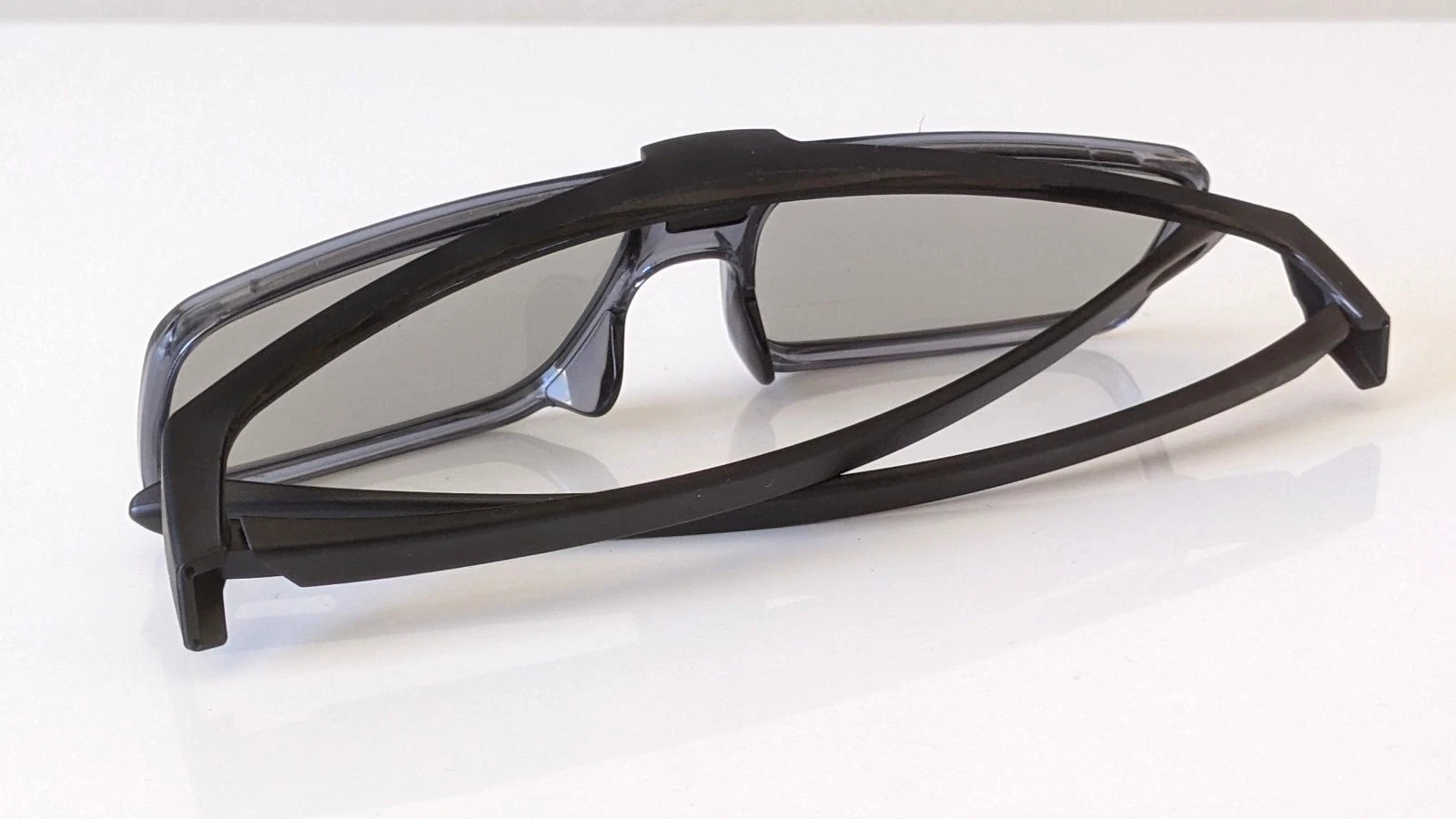 SONY Bravia 3-D Glasses (2pk) + Camera module attachment NEW IN BAG
