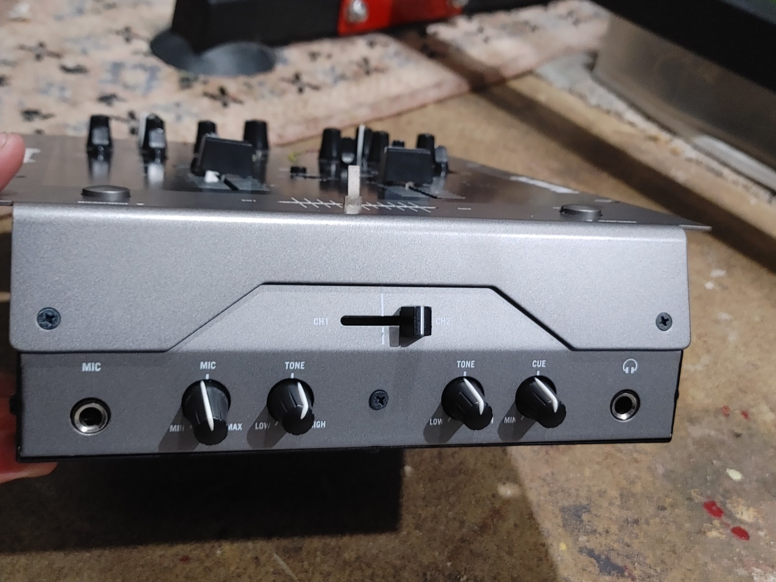 Numark M3-2 Channel DJ Mixer Master UNTESTED NO POWER CHORD