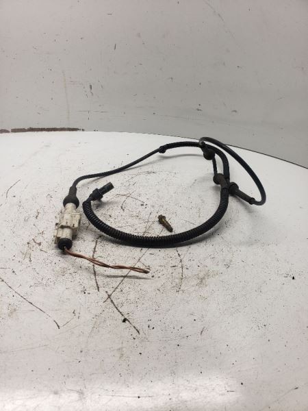 2004 Ford Taurus Chassis Sensor OEM 1078190