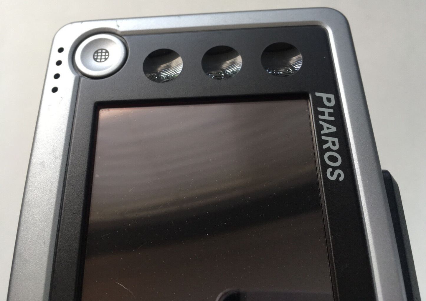 Pharos - Drive GPS 140 (Unit Only / No Cable)