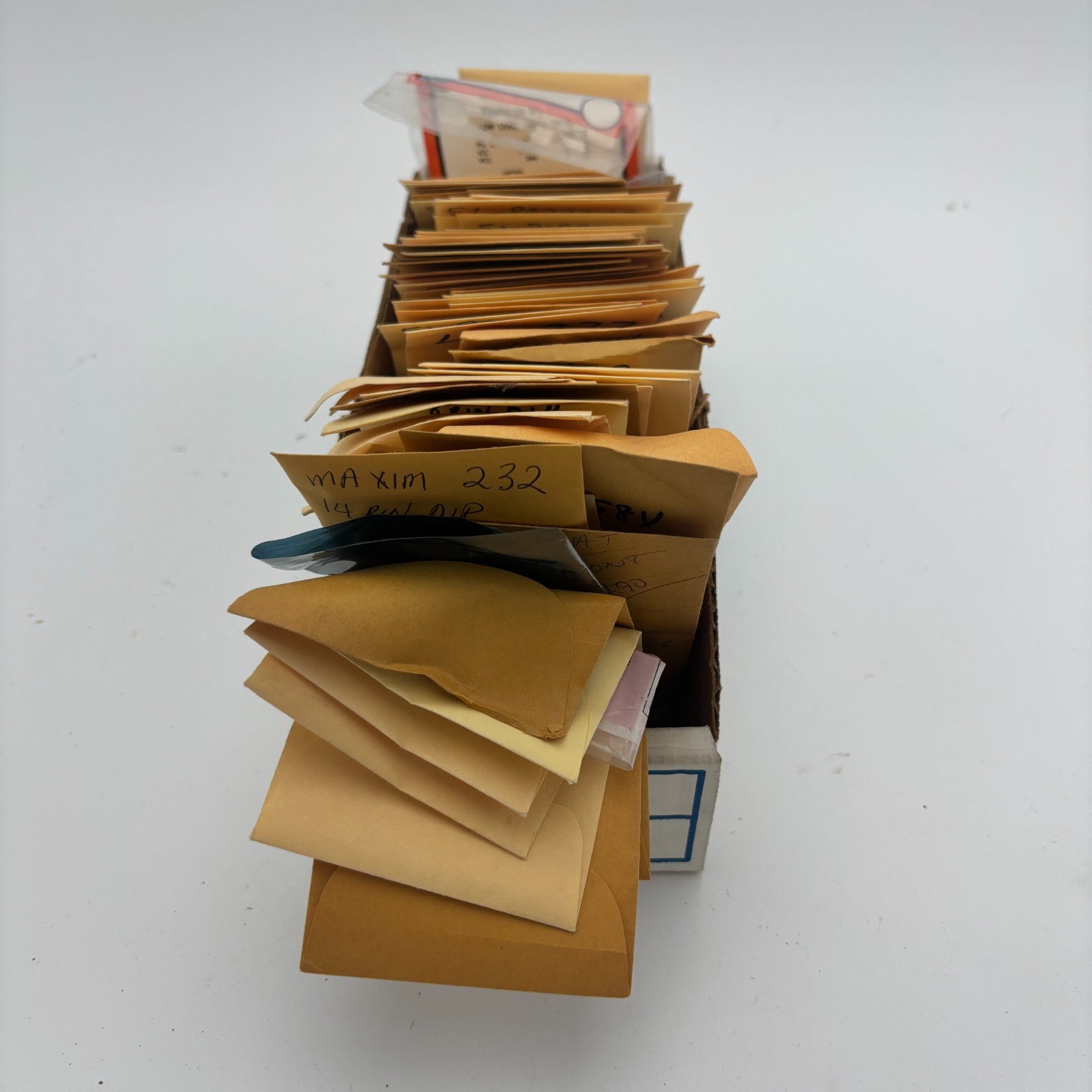 VTG Massive Lot of 100+ Transistors/Seminconductors for Stereo/Ham Repair NOS