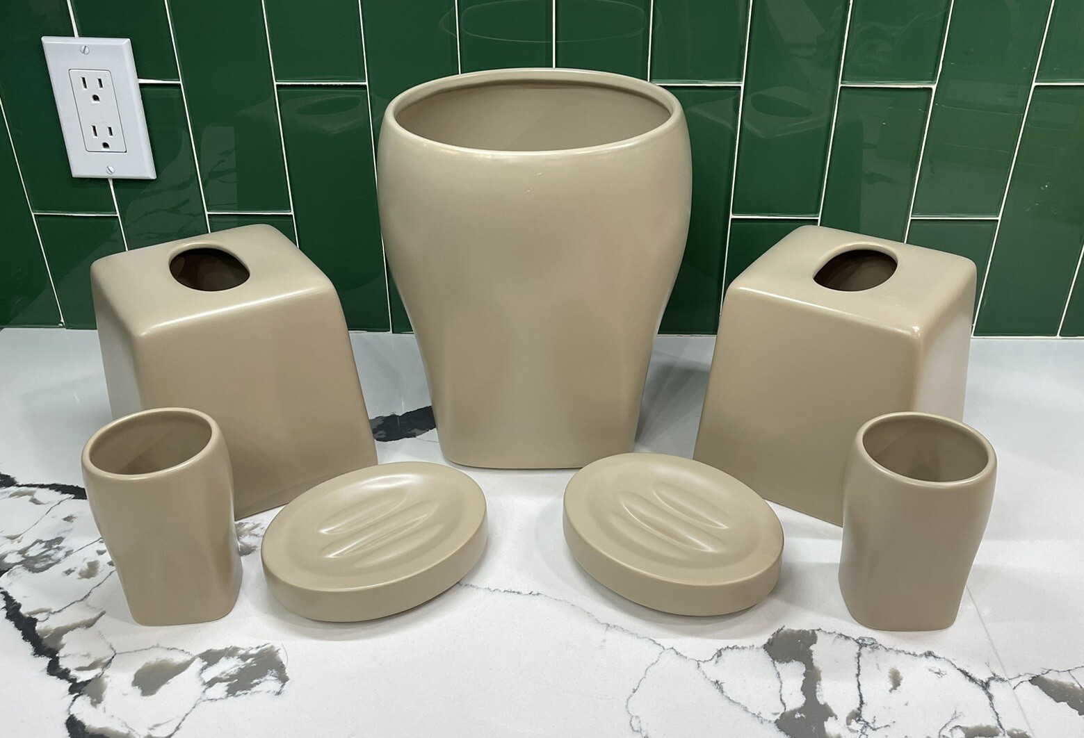 7pc Set Umbra Ceramic Mono Bathroom Set, LINEN, Wastebin Tissue Cover Soap Dish