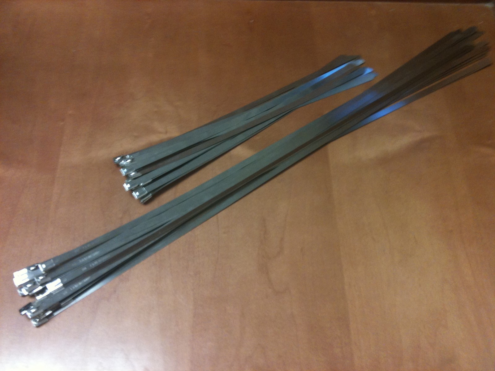 50 pcs x Panduit MLT8H-LP + MLT4H-LP, 304 Stainless Steel Cable Ties 14.3",26.8"