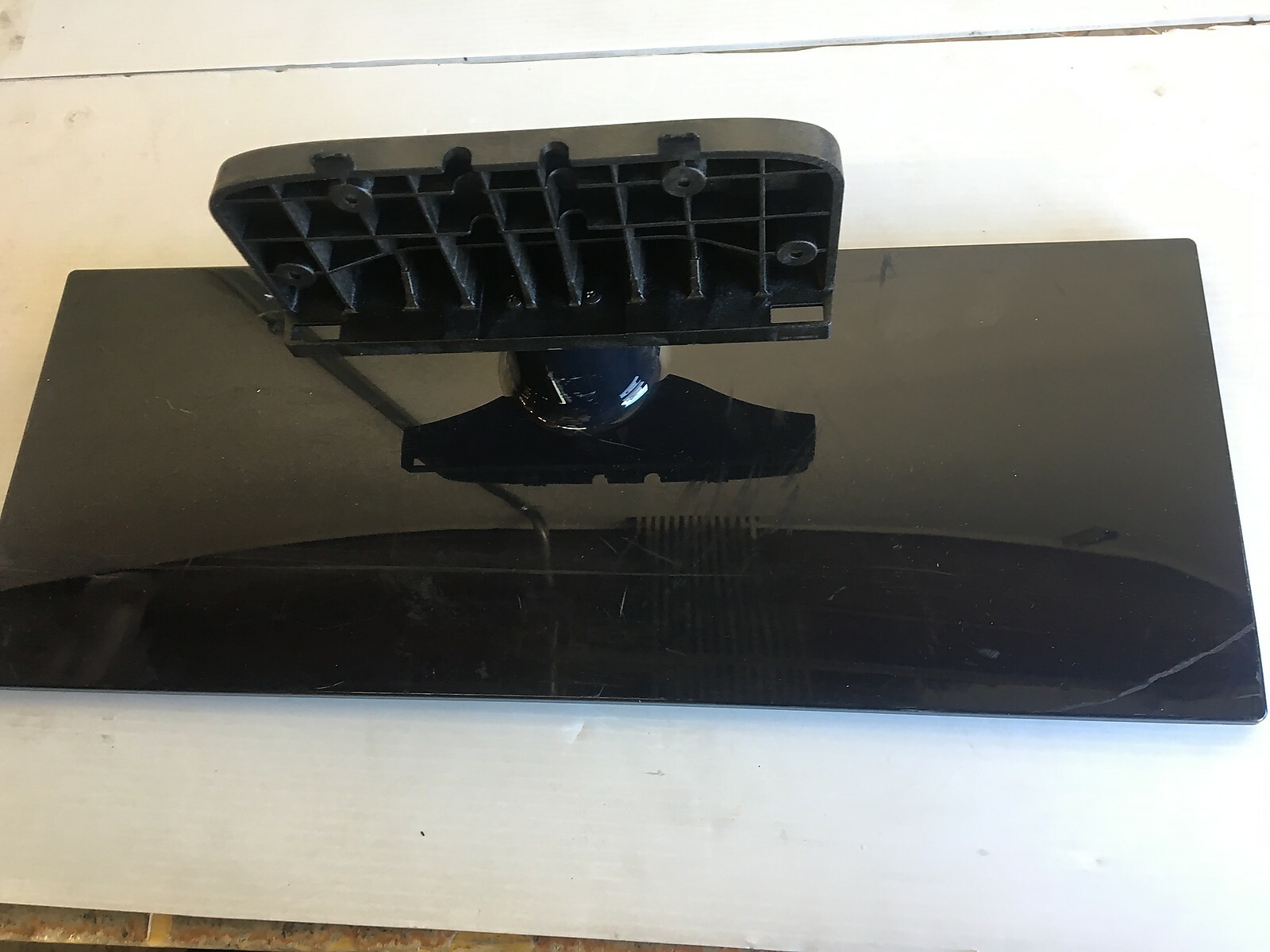 Samsung UN55J6200AF TV Base Stand Pedestal + Screws UN55J6201AF UN55J620DAF