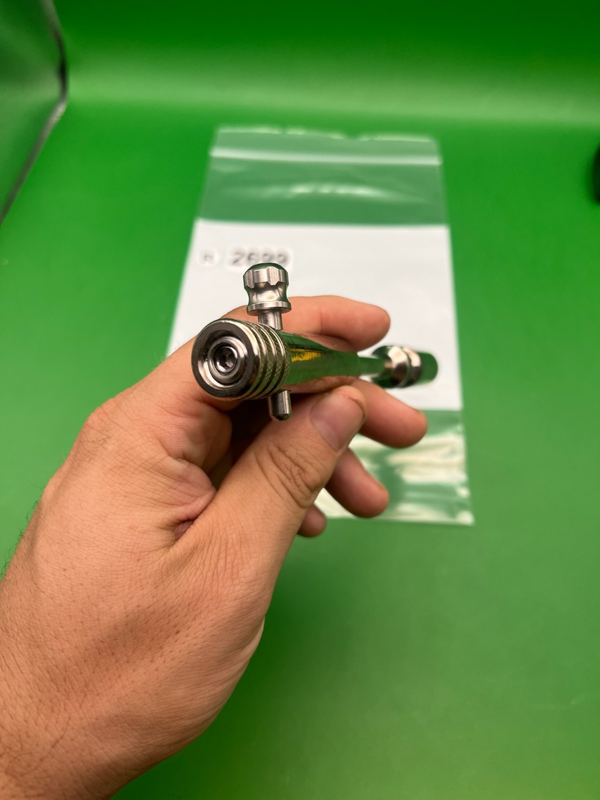 Autococker Bolt
