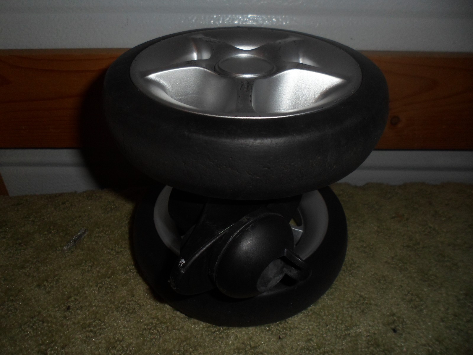 Maxi Cosi Perle stroller wheel (front double wheel) SIZE 5 3/4"