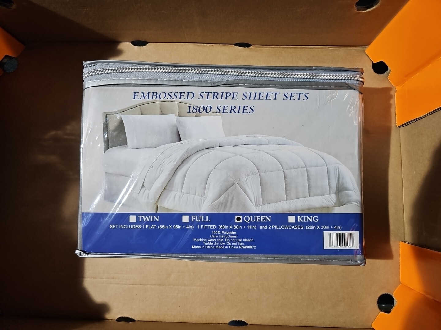 EMBOSSED STRIPE 1800 SERIES QUEEN 100% POLYESTER 4PC SHEET SET WHITE .SEE PHOTOS