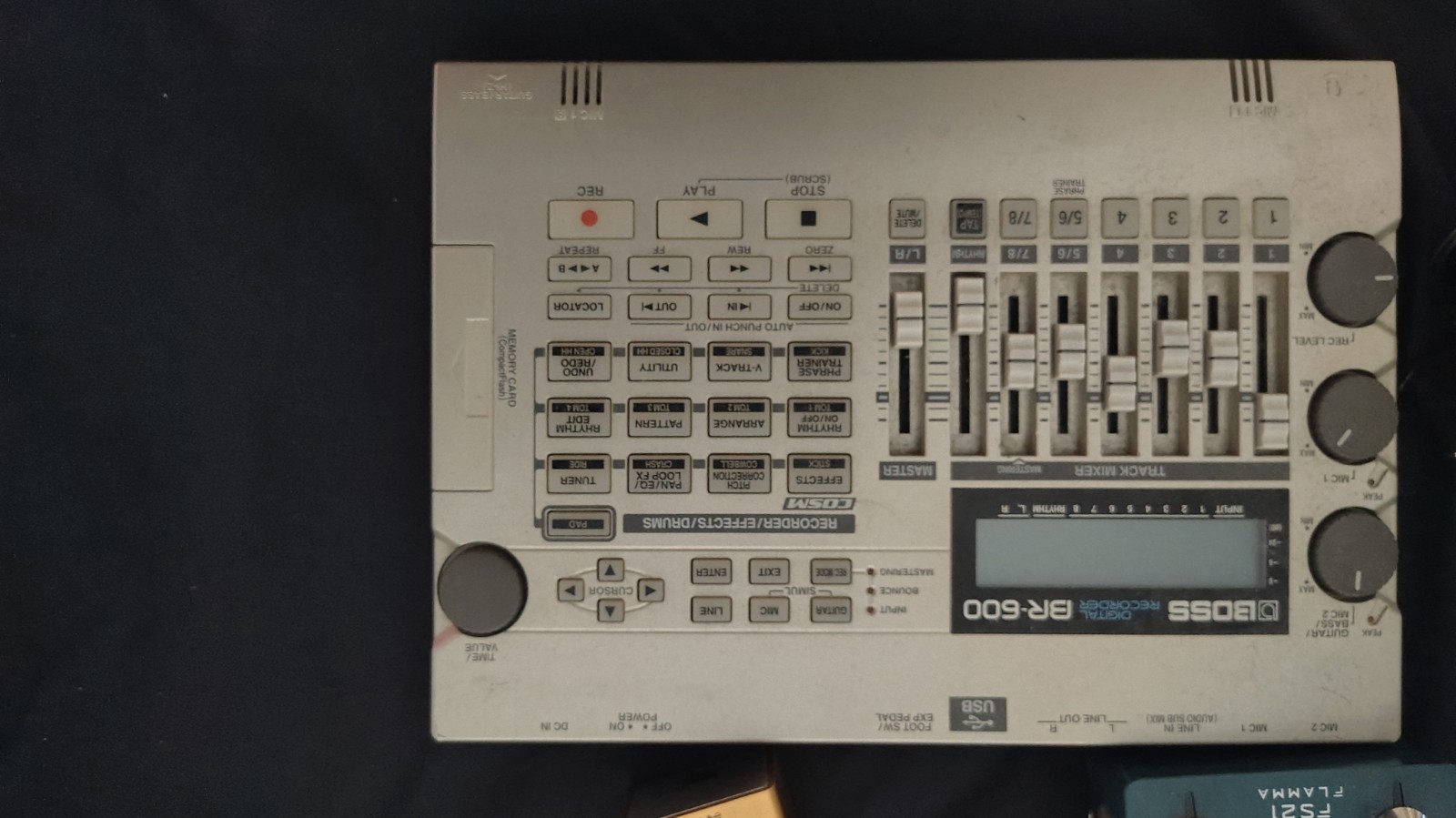 Track Recorder, Drum Machine Pedal, Flange Pedal